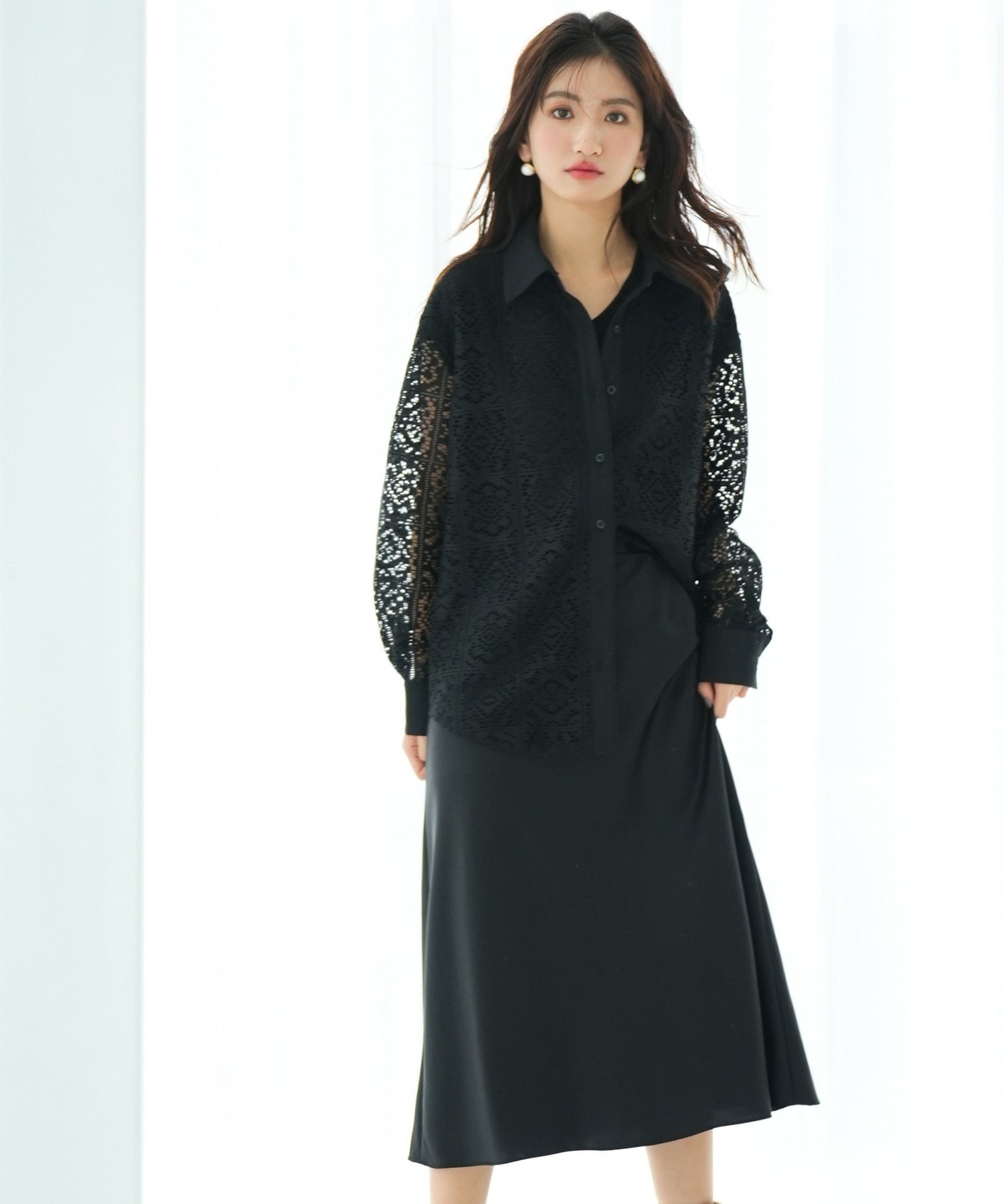 透かしレースオーバーシルエットシャツ
sdp0053 ブラック