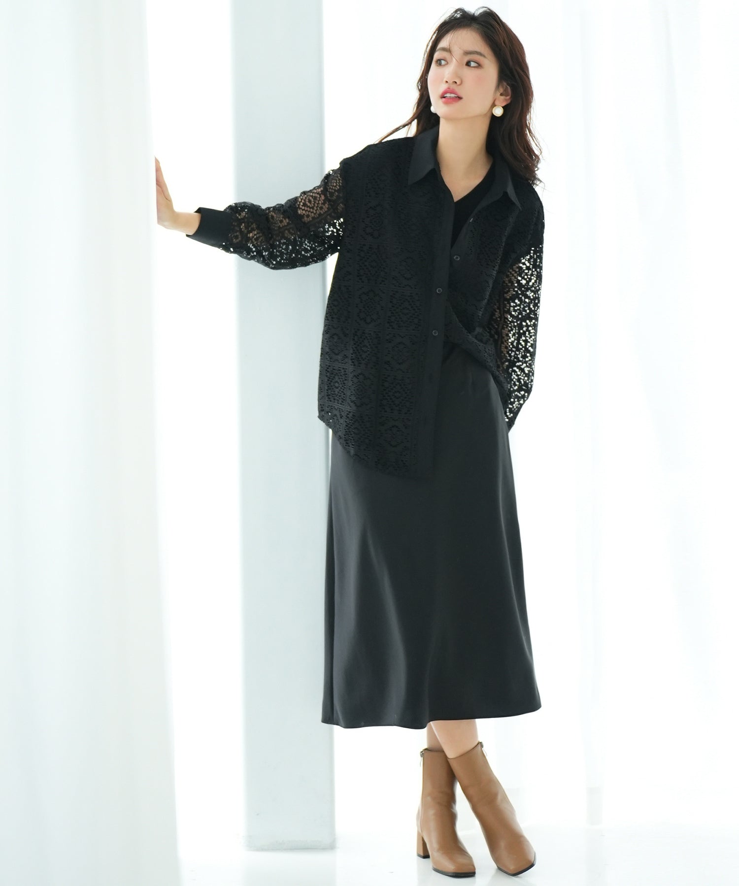 透かしレースオーバーシルエットシャツ
sdp0053 ブラック