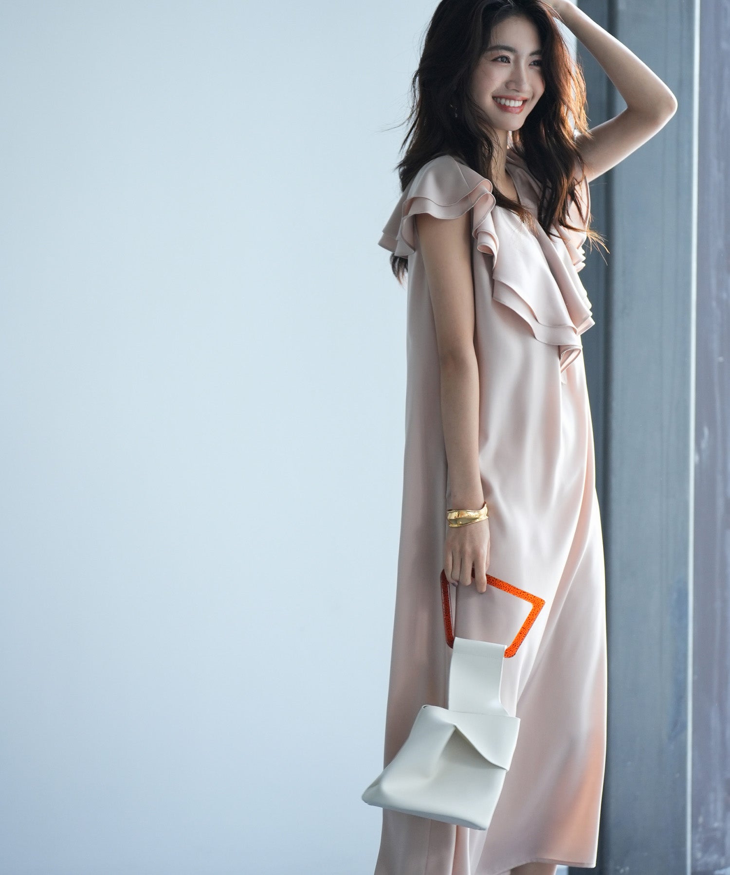 フリルカラーサテンロングワンピースsdp0058 ベージュ