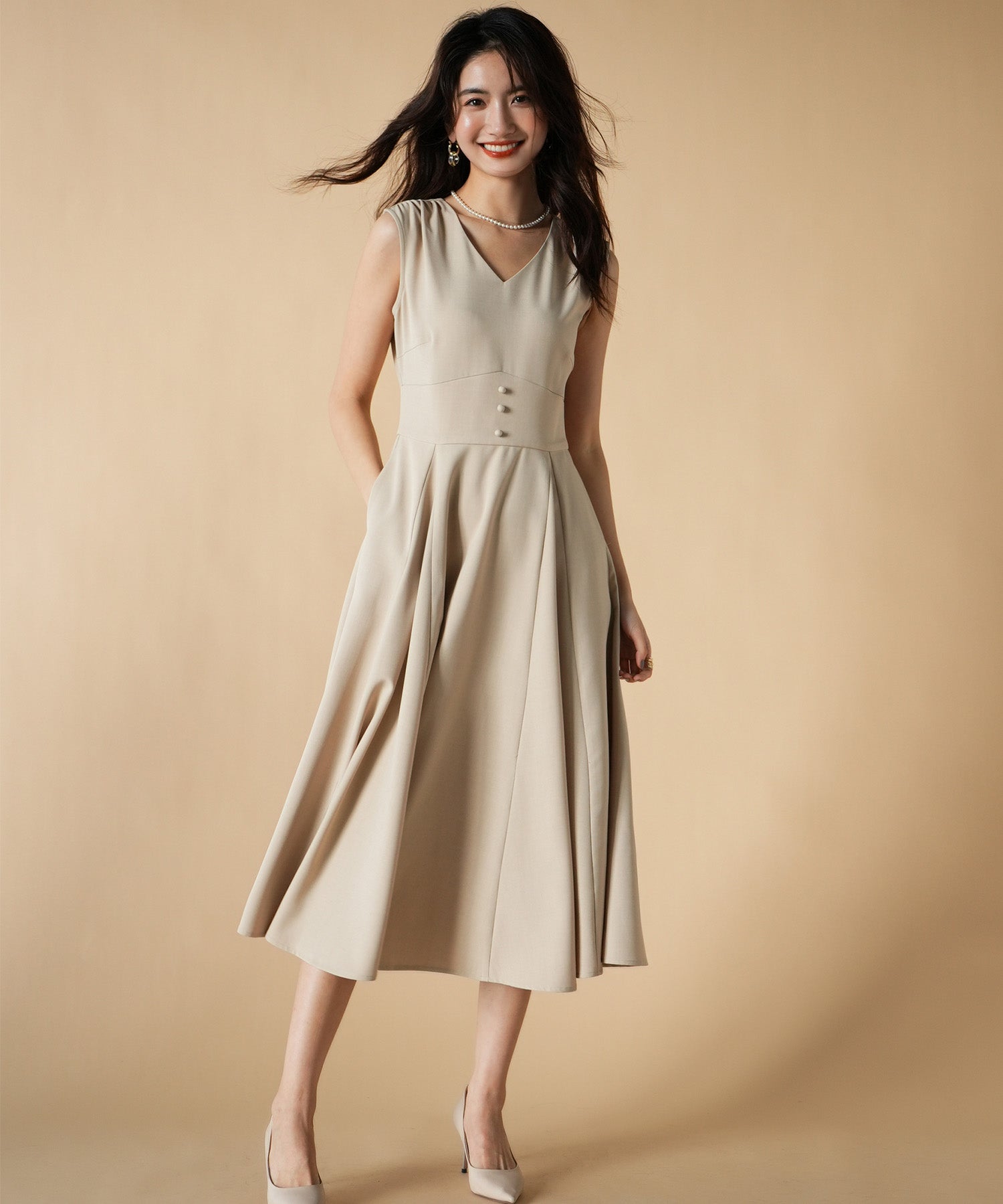 Vネックフレアロング丈ワンピースsdp0064 ベージュ