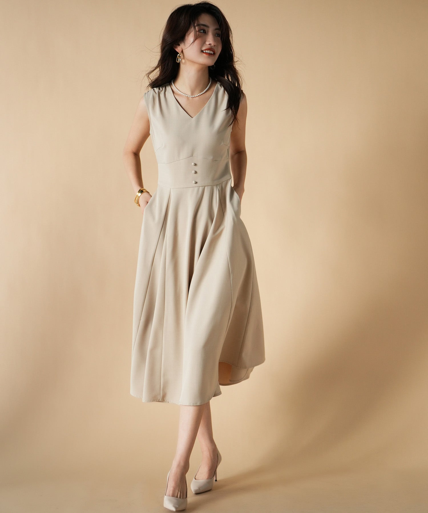 Vネックフレアロング丈ワンピースsdp0064 ベージュ