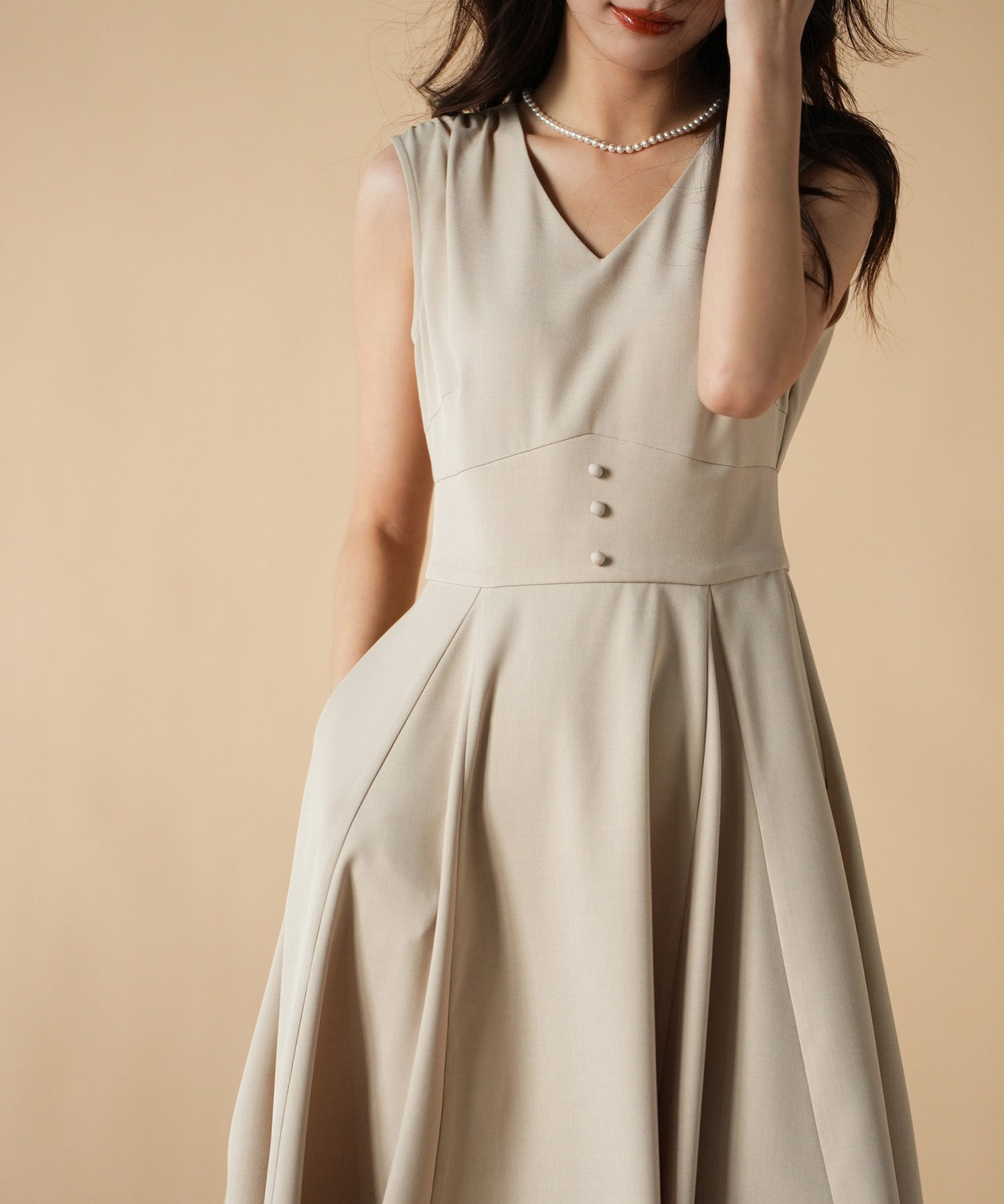 Vネックフレアロング丈ワンピースsdp0064 ベージュ