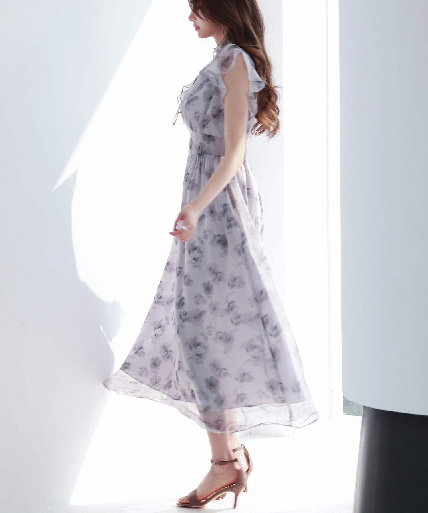 花柄シフォン生地ミモレ丈ワンピースsdp0069b ブラック