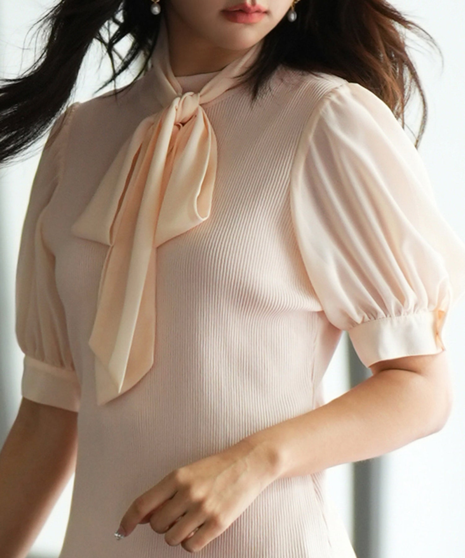 シフォンスリーブとリブニットの異素材プルオーバーsdp0073 ピンクベージュ