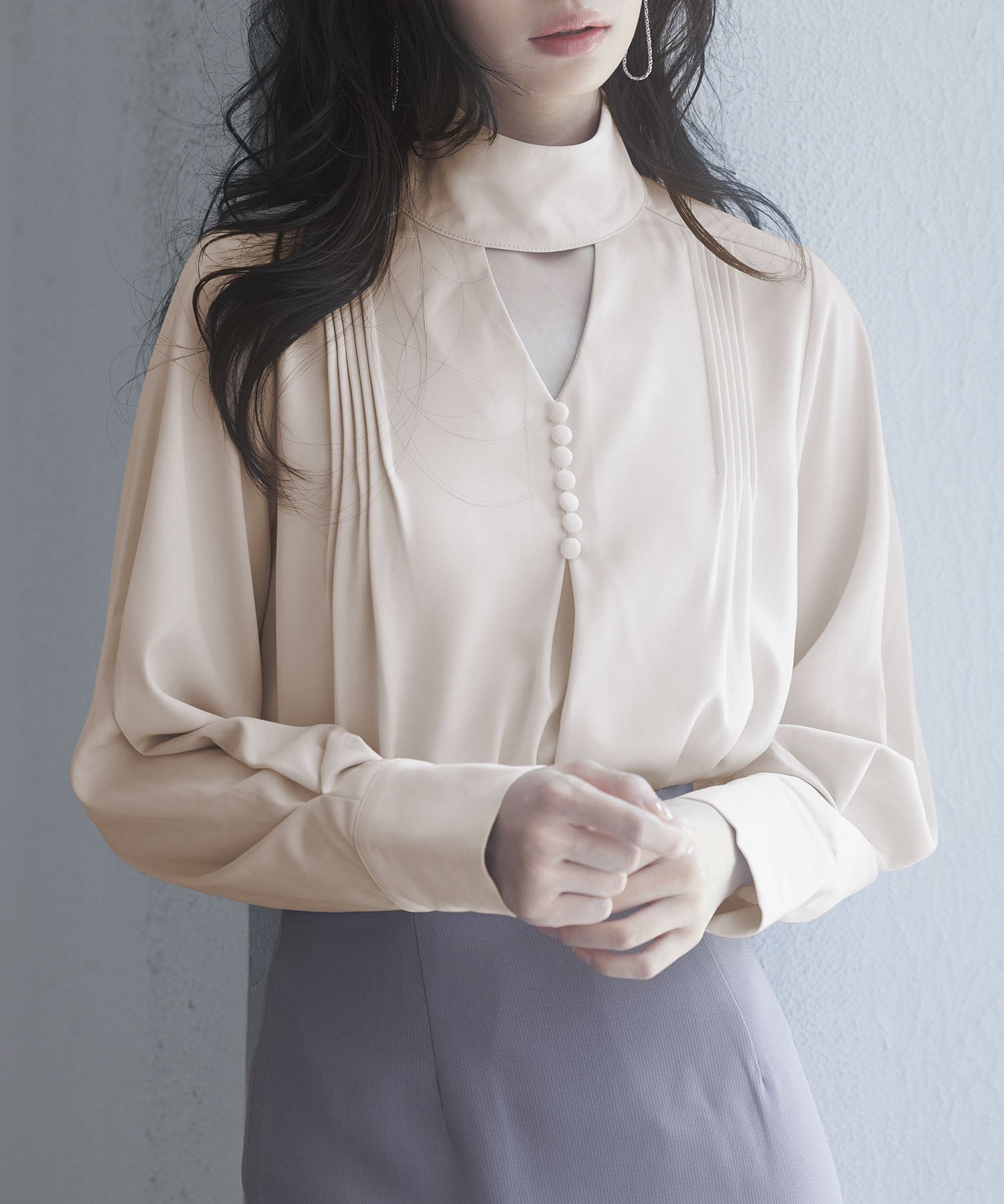 チョーカーネック長袖ブラウスsdp0130 アイボリー