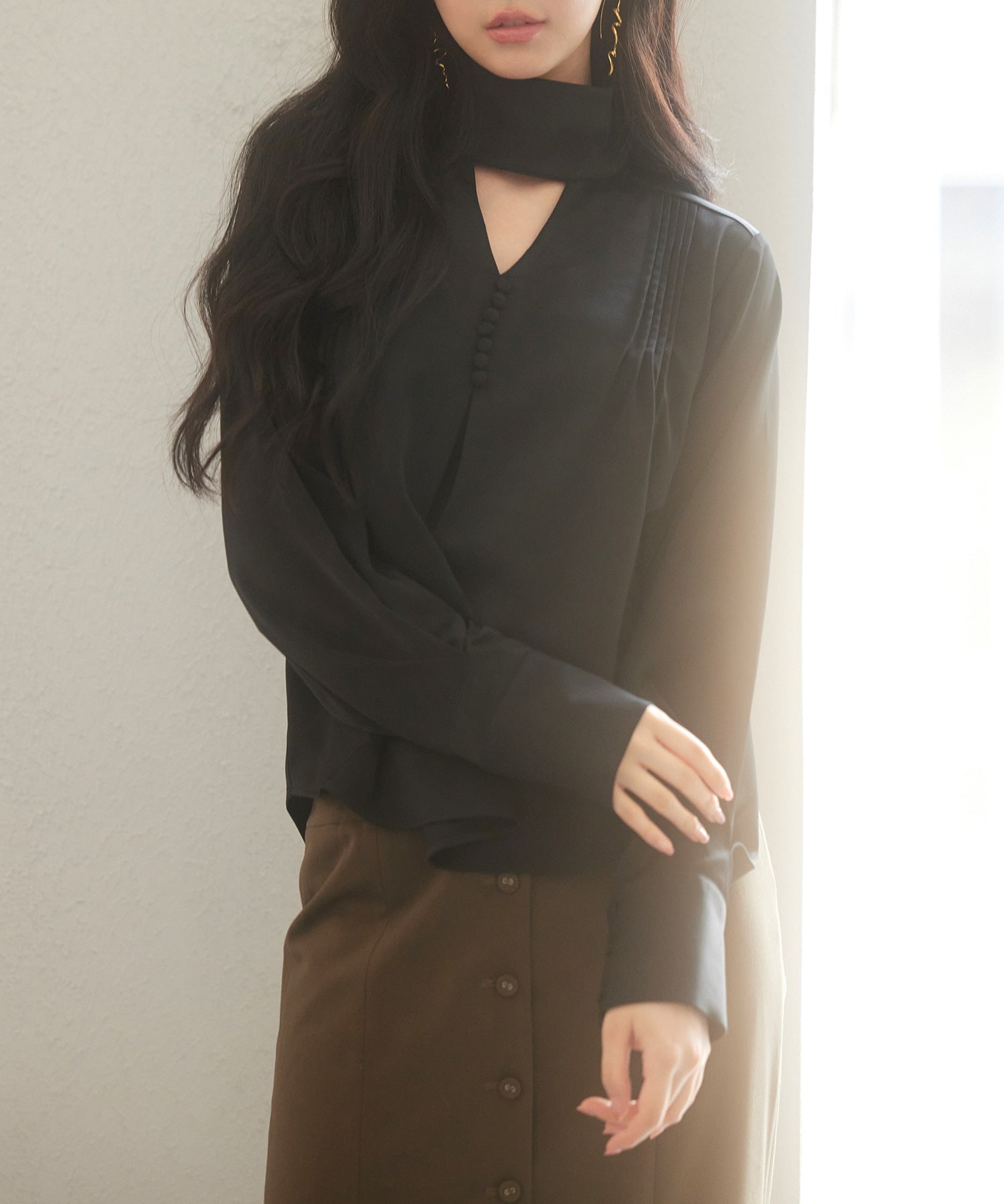 チョーカーネック長袖ブラウスsdp0130 ブラック