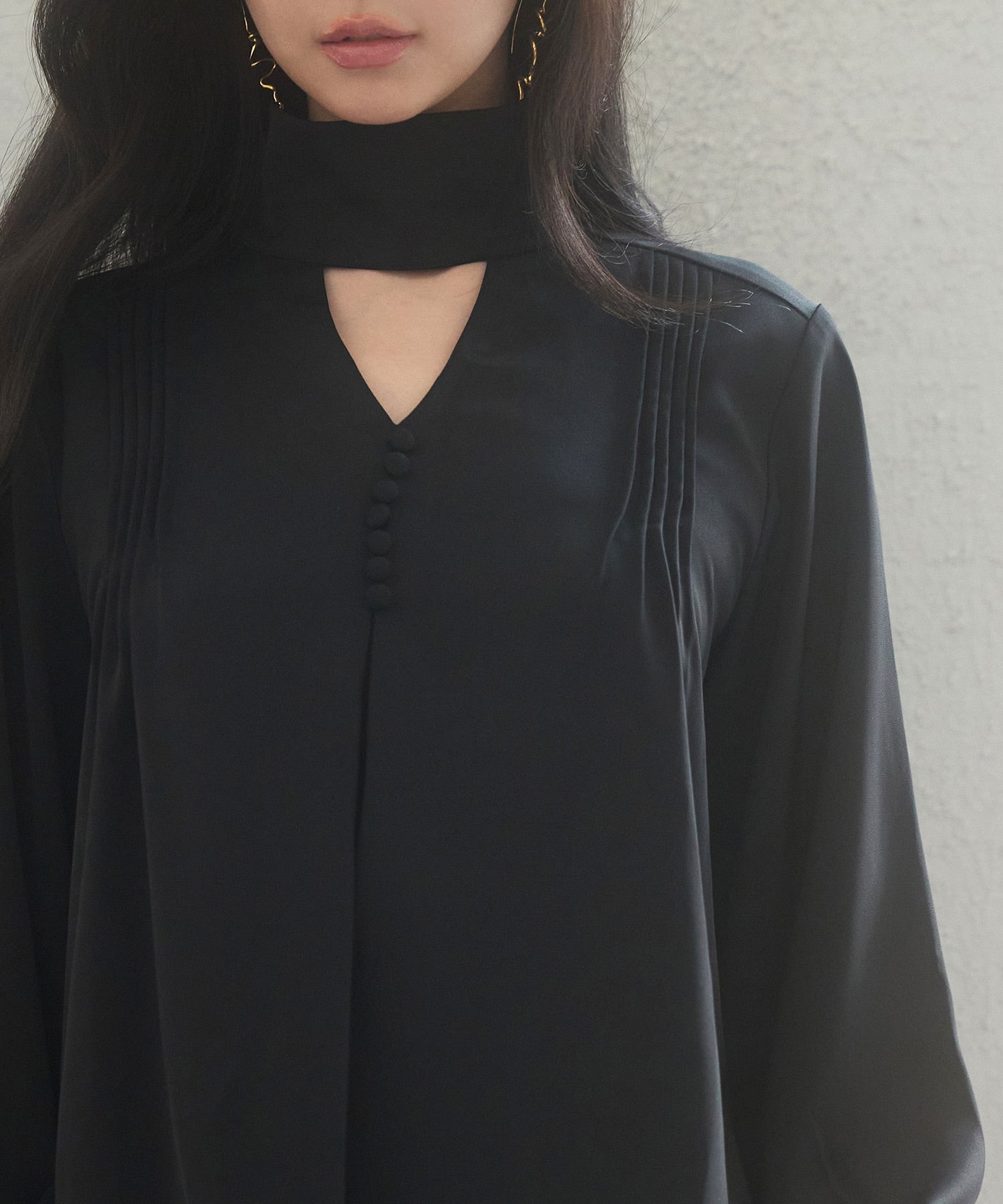チョーカーネック長袖ブラウスsdp0130 ブラック