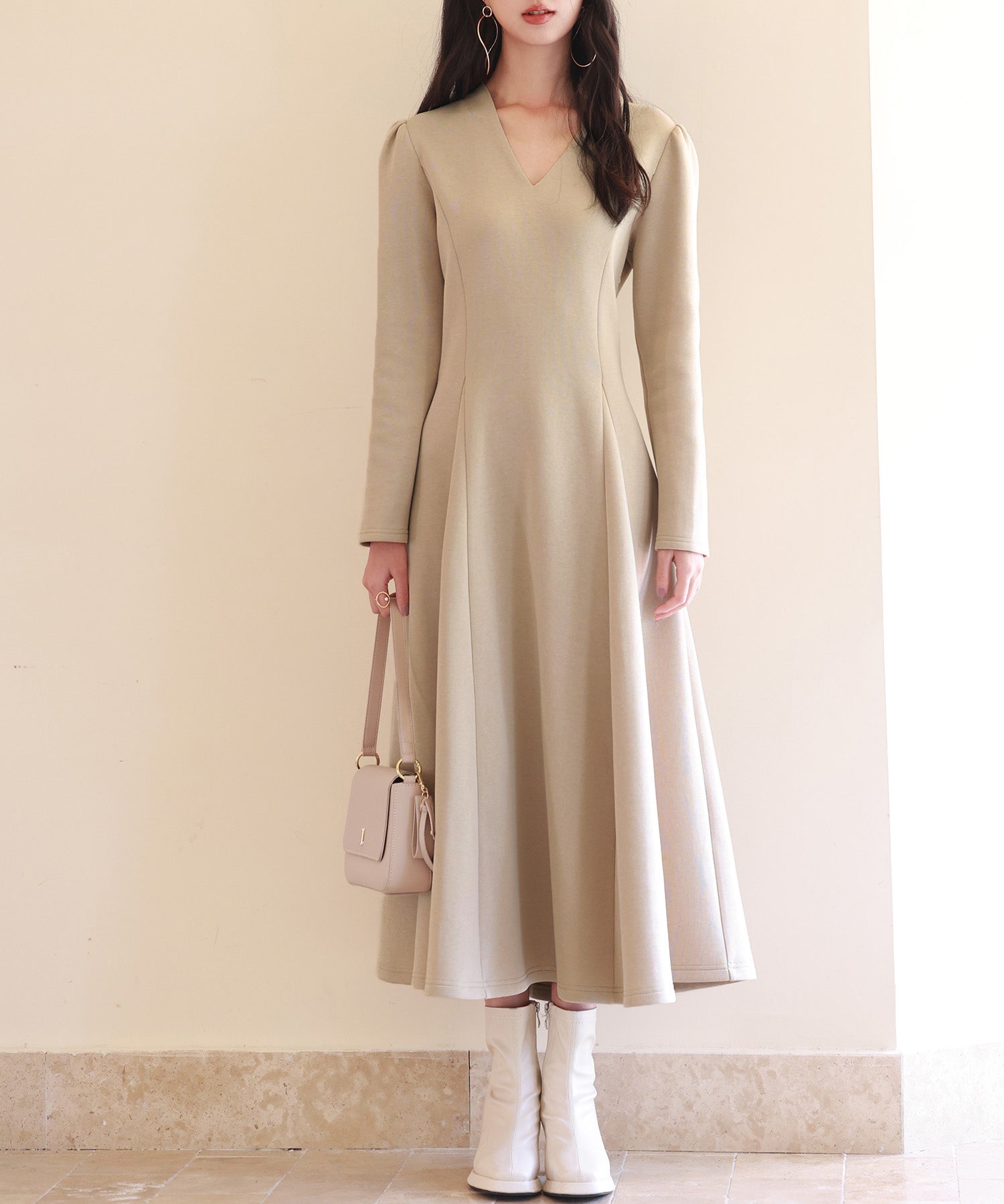 ポンチ素材Vネックゴアードワンピースsdp0177-102-14