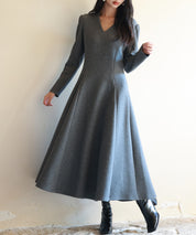 ポンチ素材Vネックゴアードワンピースsdp0177 チャコール