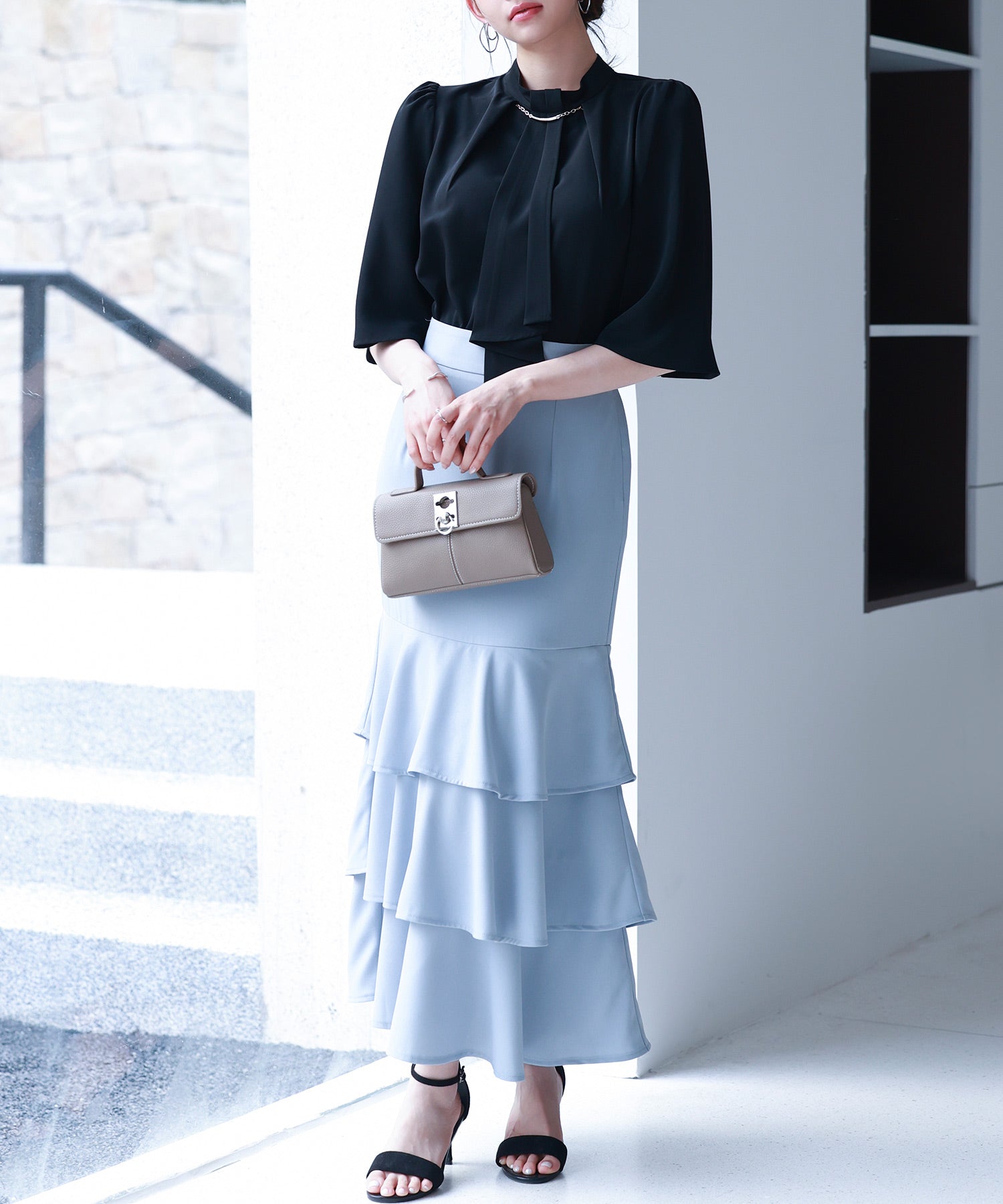 ゴールドモチーフボウタイブラウスsdp0199c ブラック