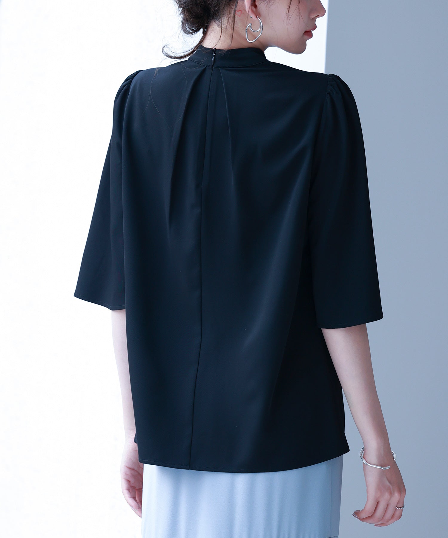 ゴールドモチーフボウタイブラウスsdp0199c ブラック