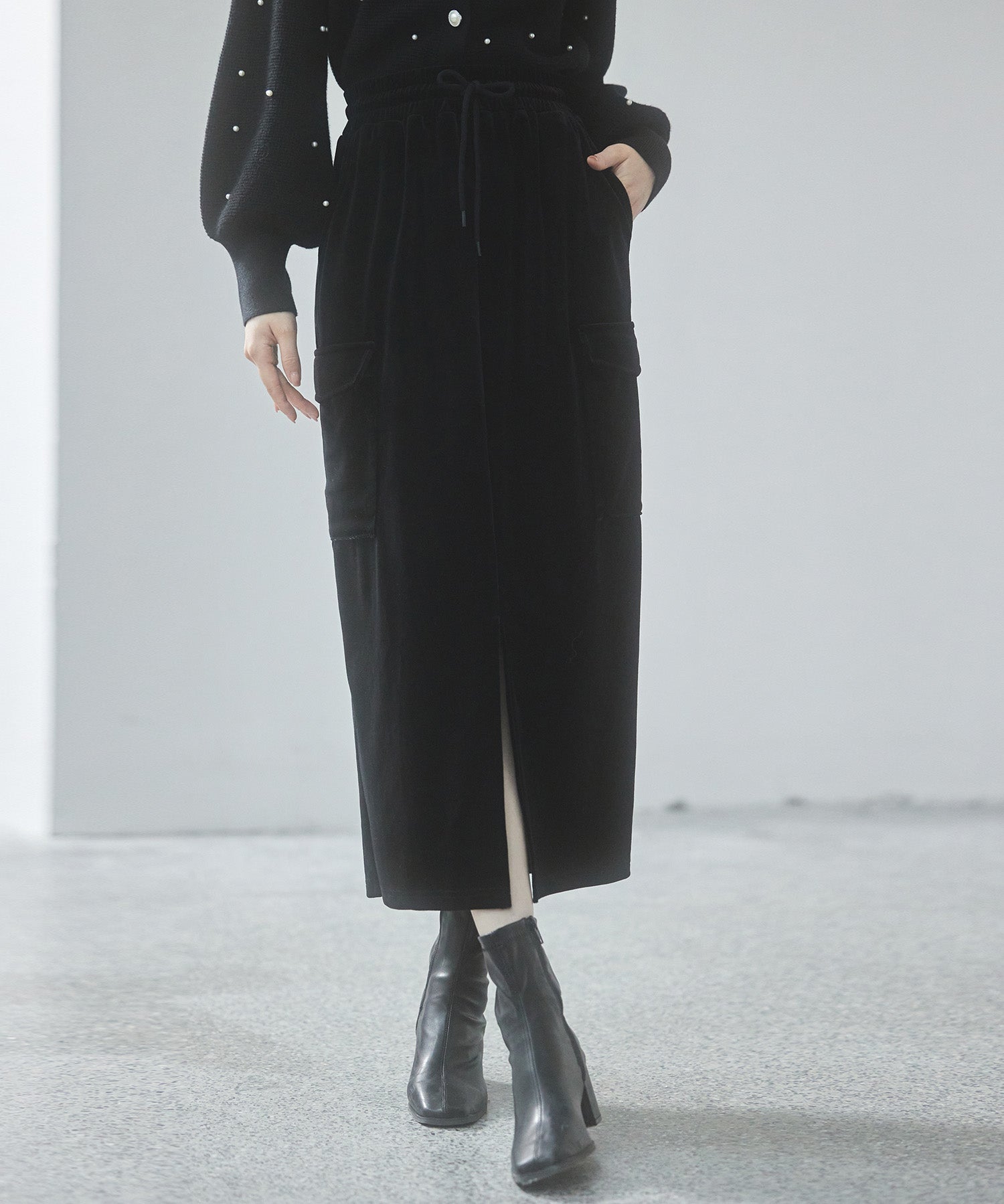 ペロア生地センタースリットカーゴスカートsdp0236 ブラック