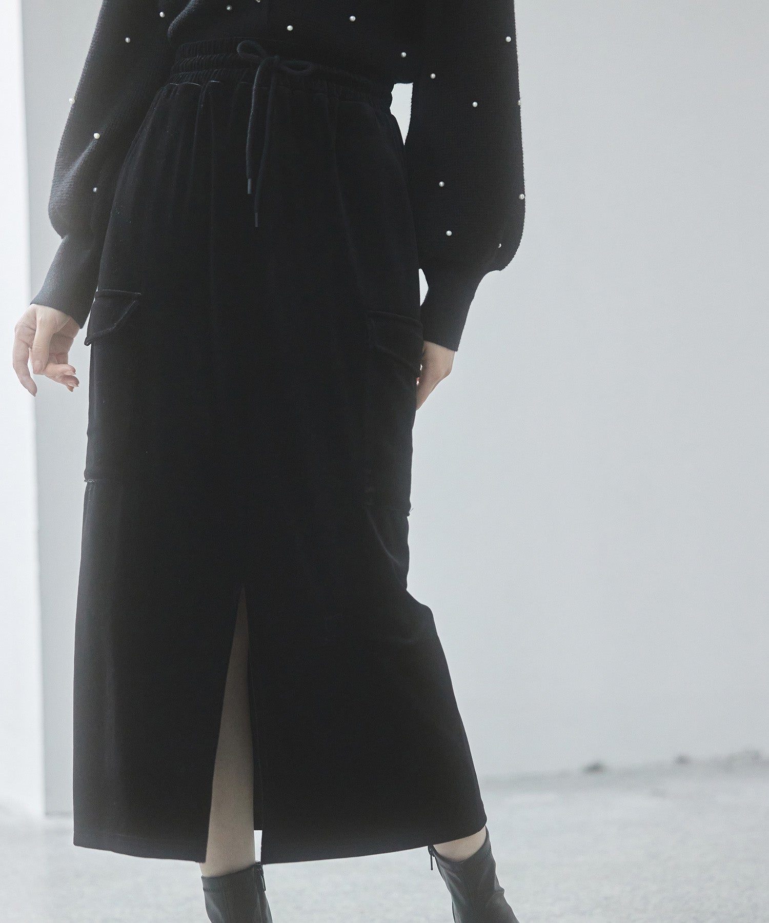 ペロア生地センタースリットカーゴスカートsdp0236 ブラック
