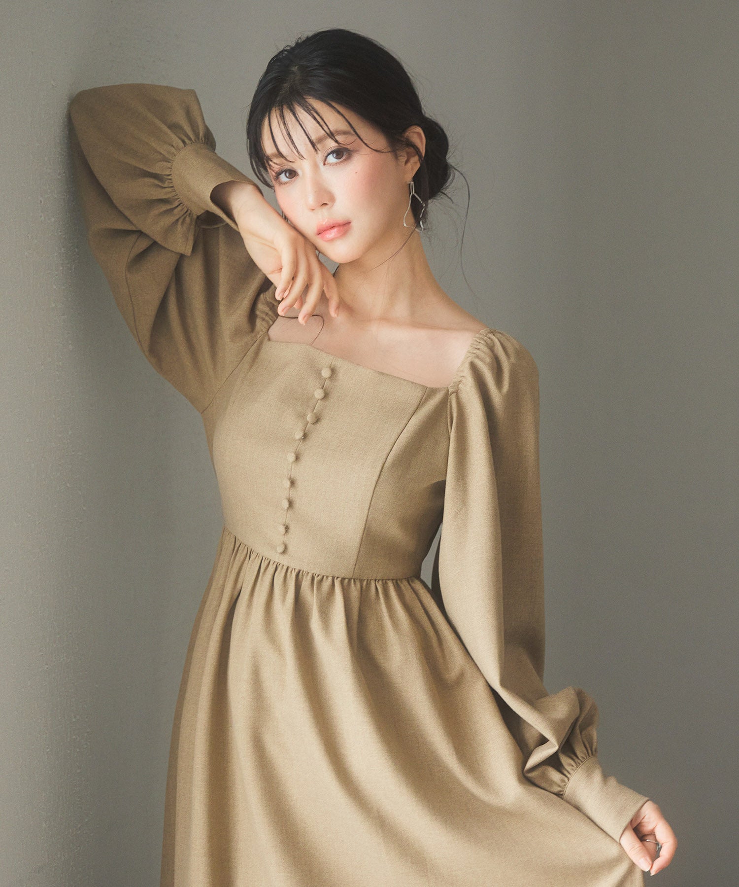 スクエアネックふんわりフレアワンピースsdp0237 ブラウン