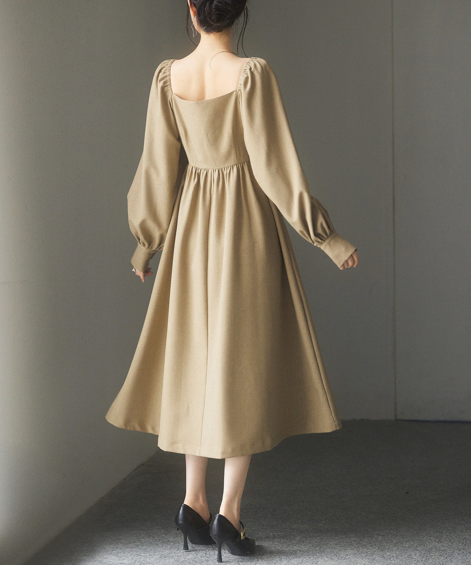 スクエアネックふんわりフレアワンピースsdp0237 ブラウン