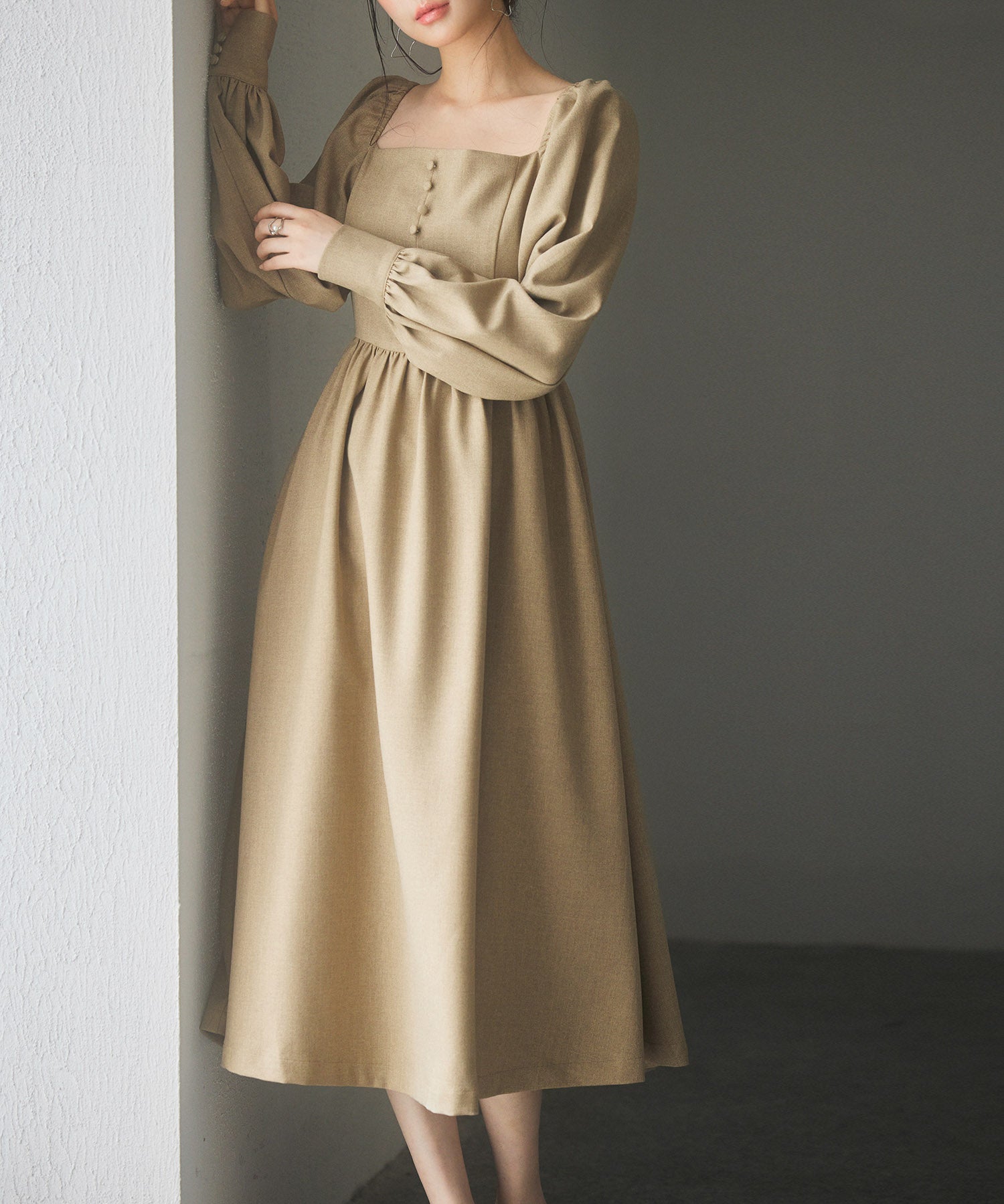 スクエアネックふんわりフレアワンピースsdp0237 ブラウン