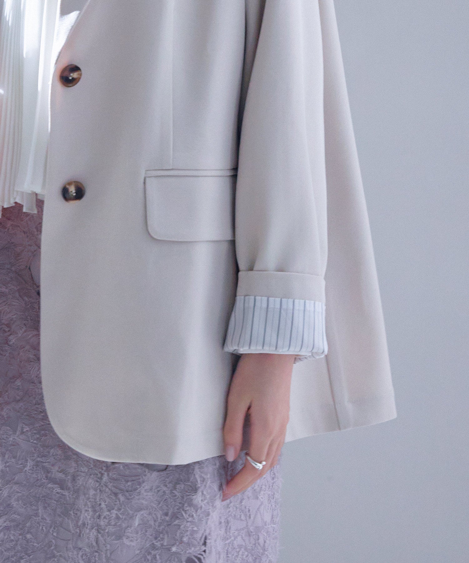 袖口折り返しテーラードジャケットsdp0255 ベージュ