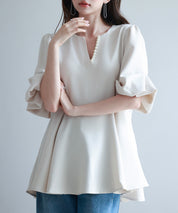 パール付きキーネックブラウスsdp0275 ベージュ