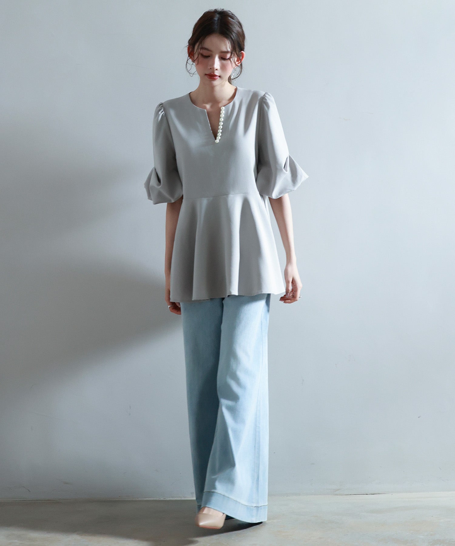 パール付きキーネックブラウスsdp0275 グレー