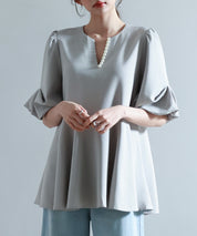 パール付きキーネックブラウスsdp0275 グレー