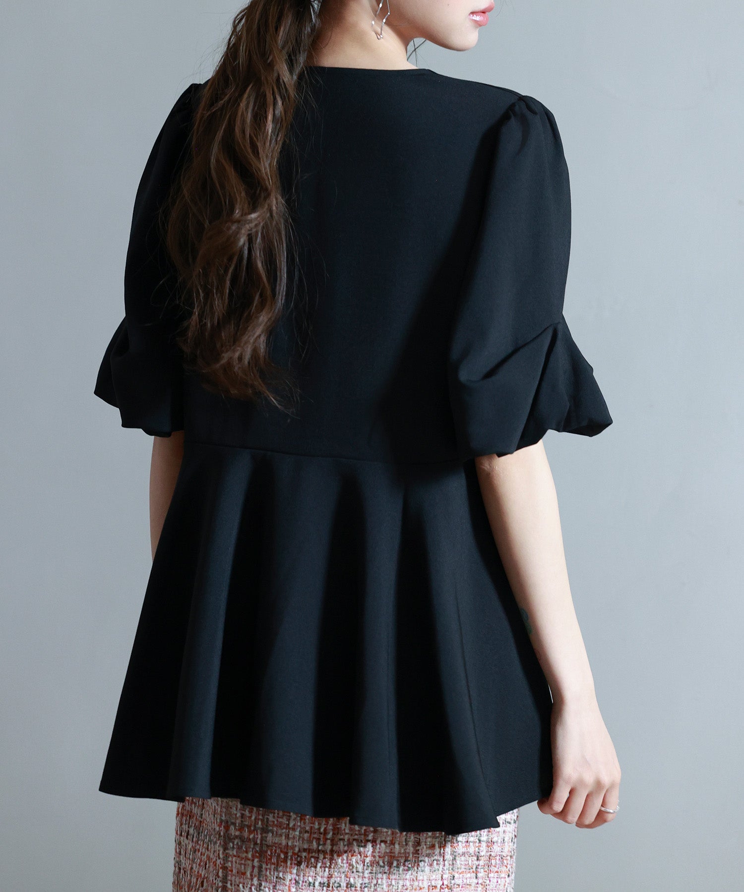 パール付きキーネックブラウスsdp0275 ブラック