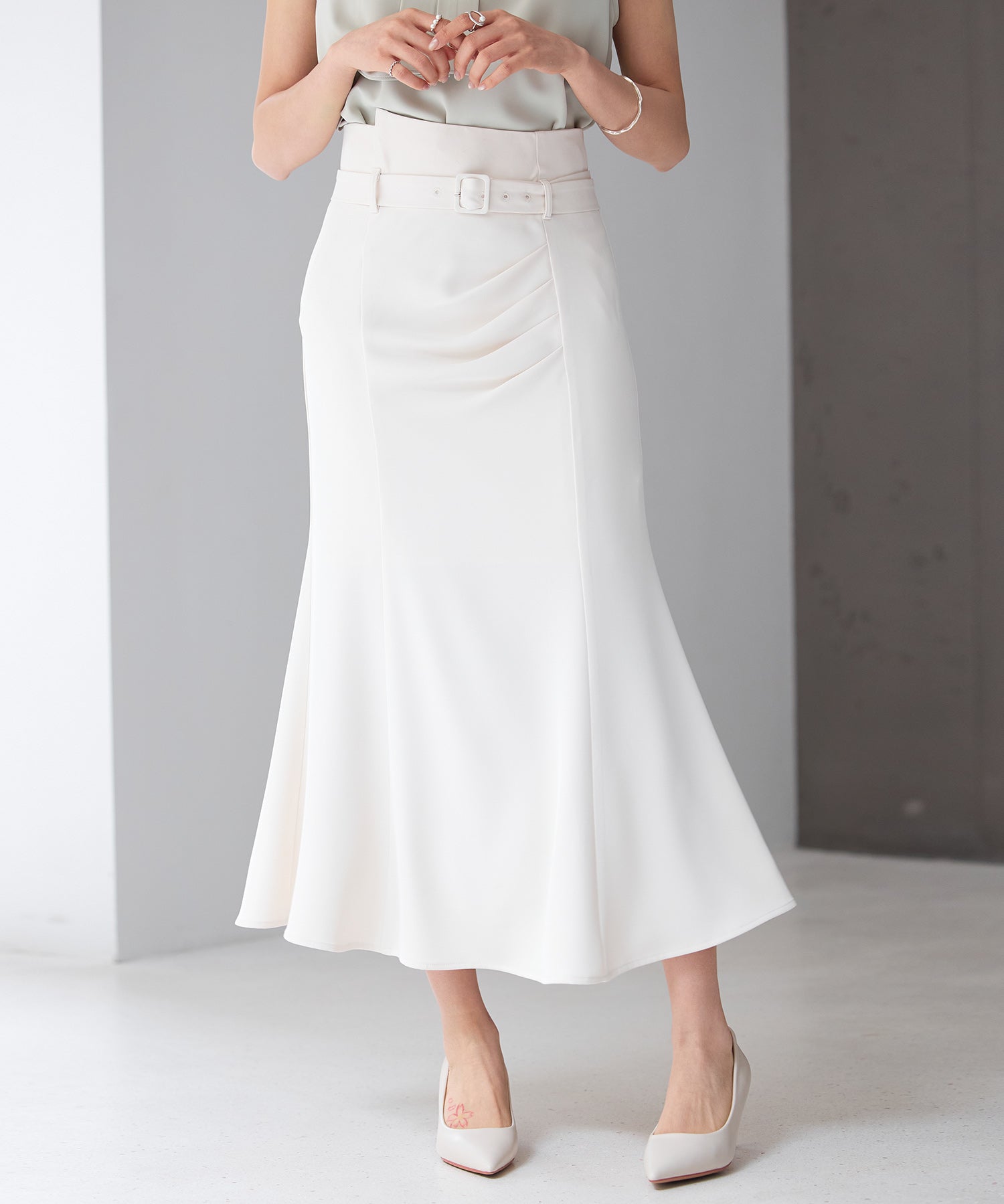 ベルト付きタックドレープスカートsdp0277 アイボリー