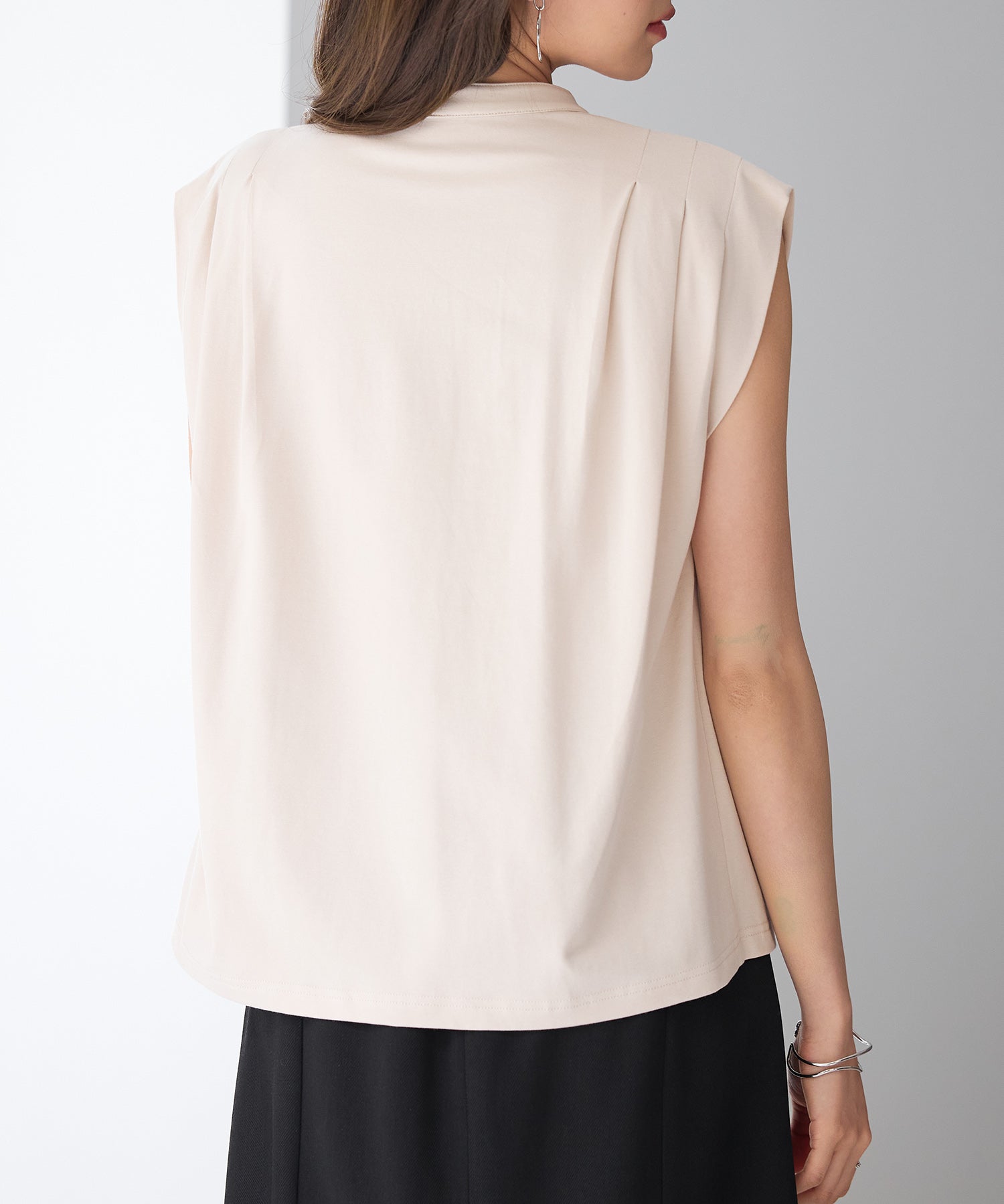 スタンドキーネックタックカットソートップスsdp0282 ベージュ