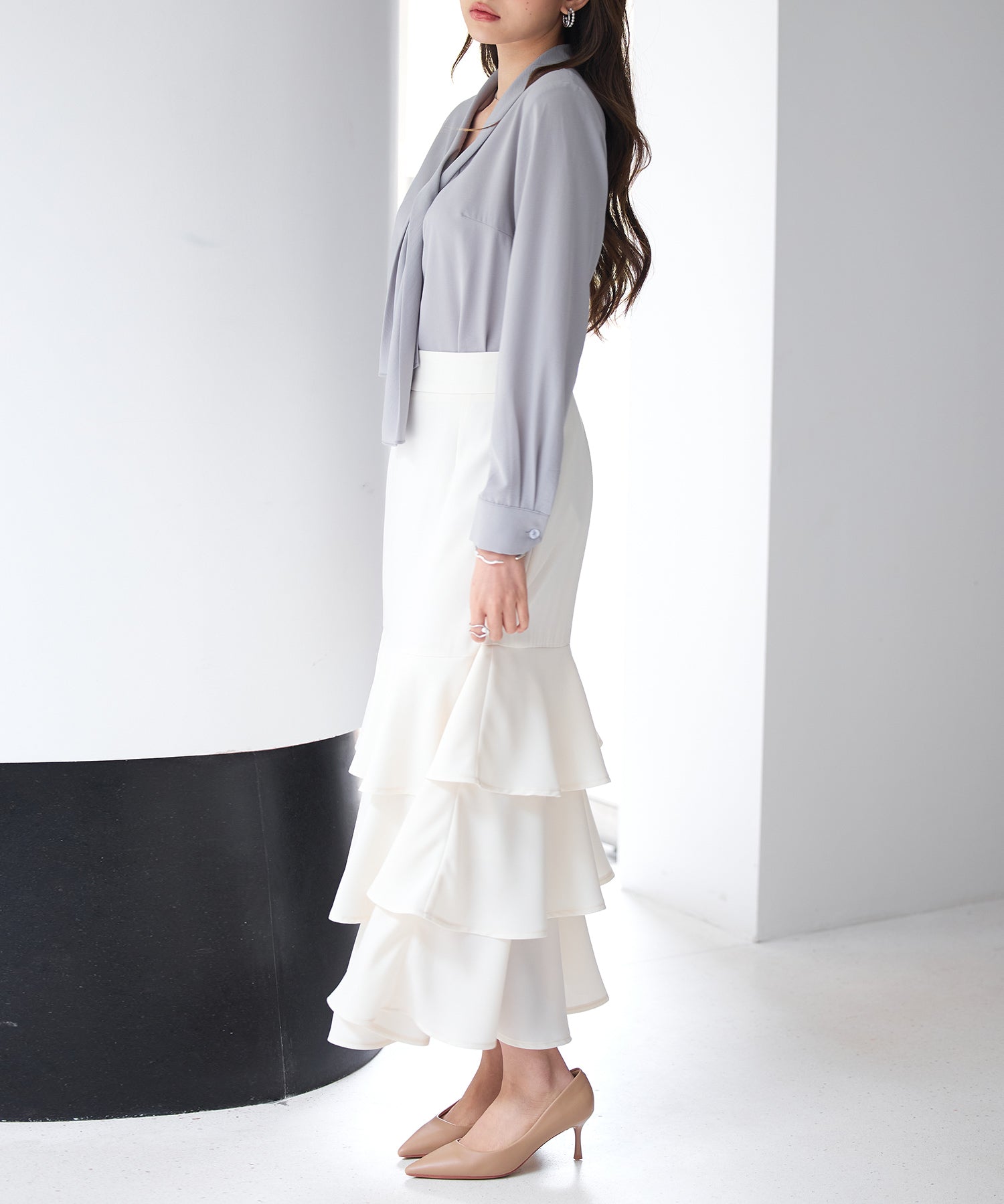 フリルティアードロング丈スカートsdp0283 アイボリー