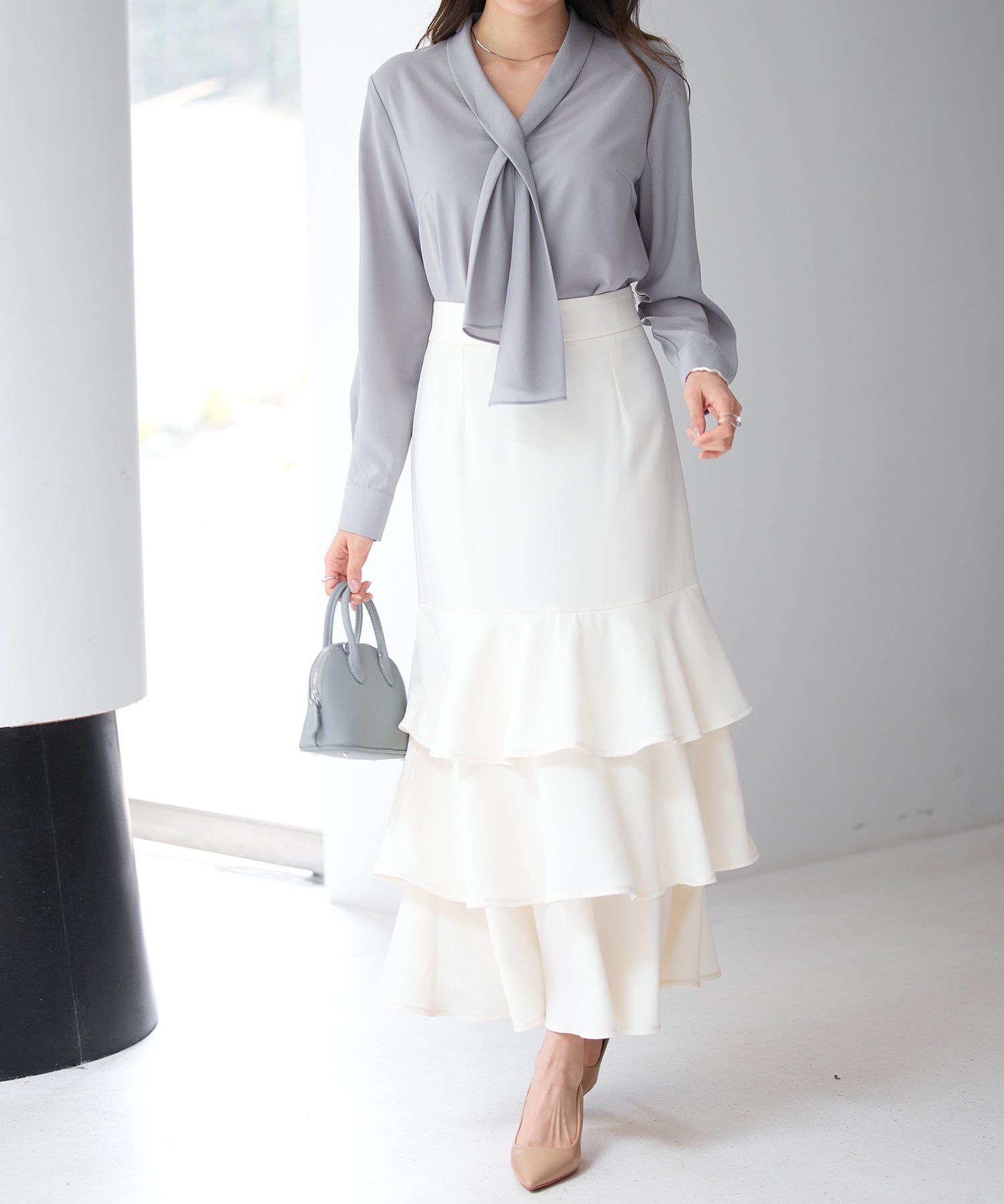 とろみ生地ボウタイブラウスsdp0286 グレー