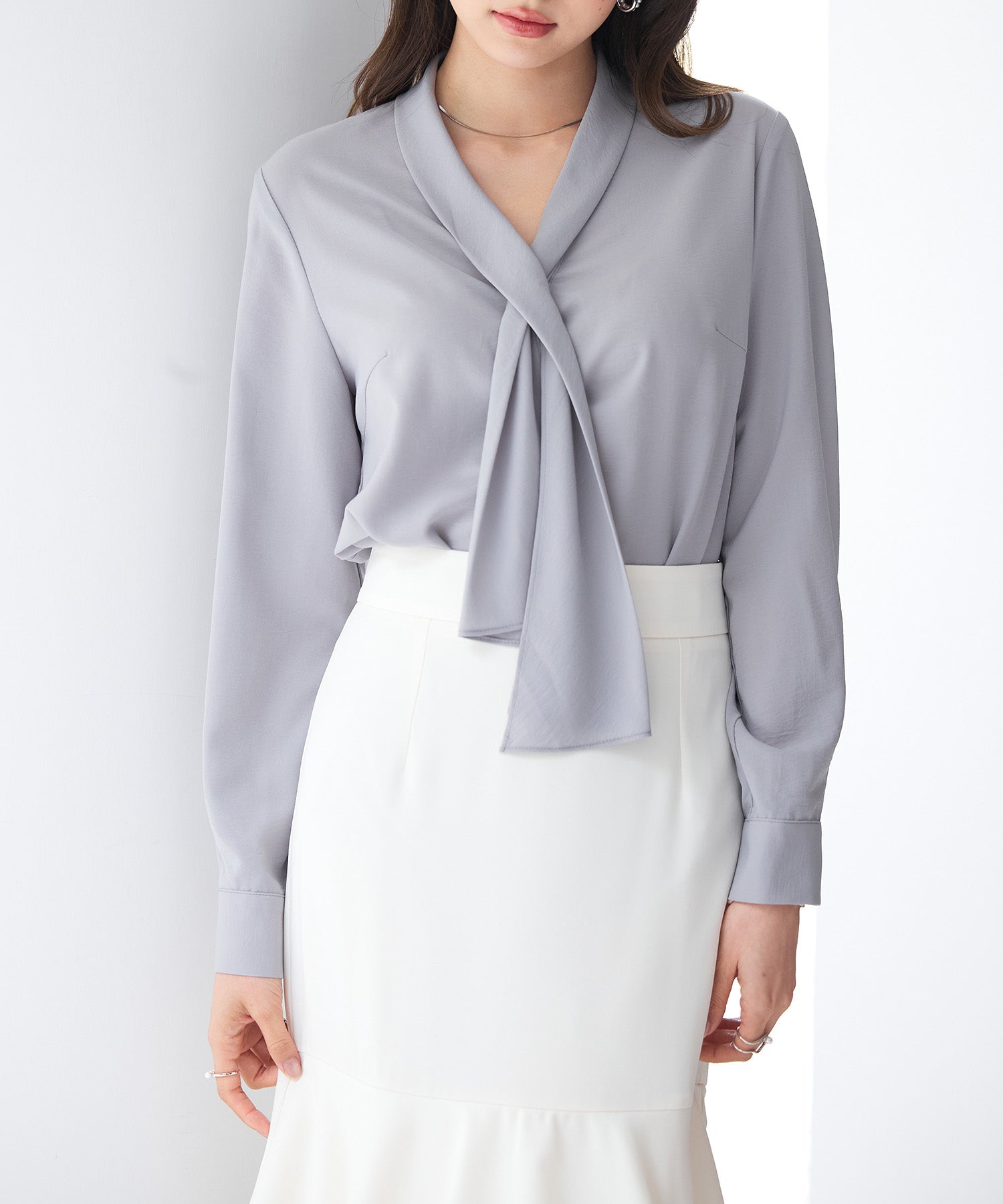 とろみ生地ボウタイブラウスsdp0286 グレー