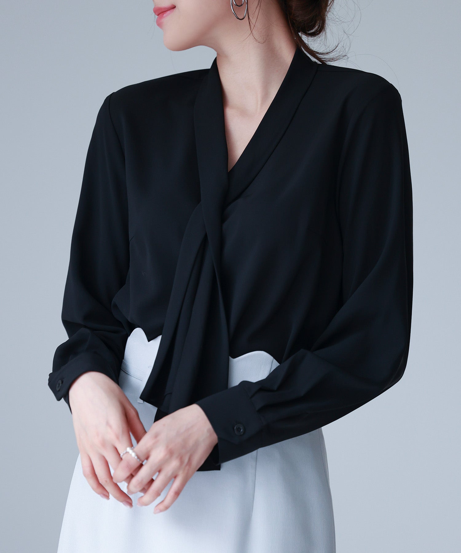 とろみ生地ボウタイブラウスsdp0286 ブラック