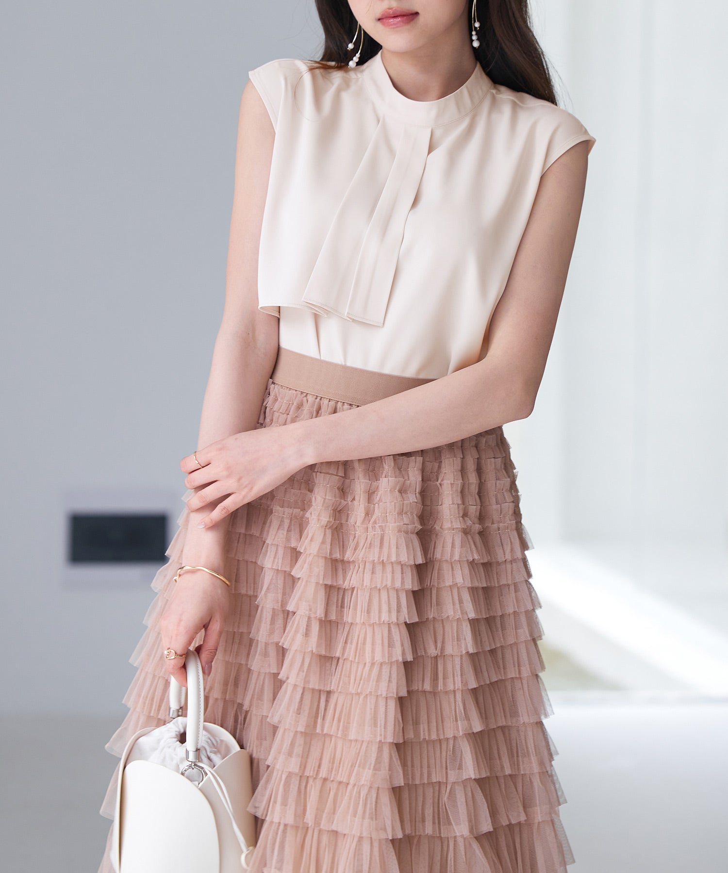 アシメトリーボウタイ風ブラウスsdp0289 ピンクベージュ