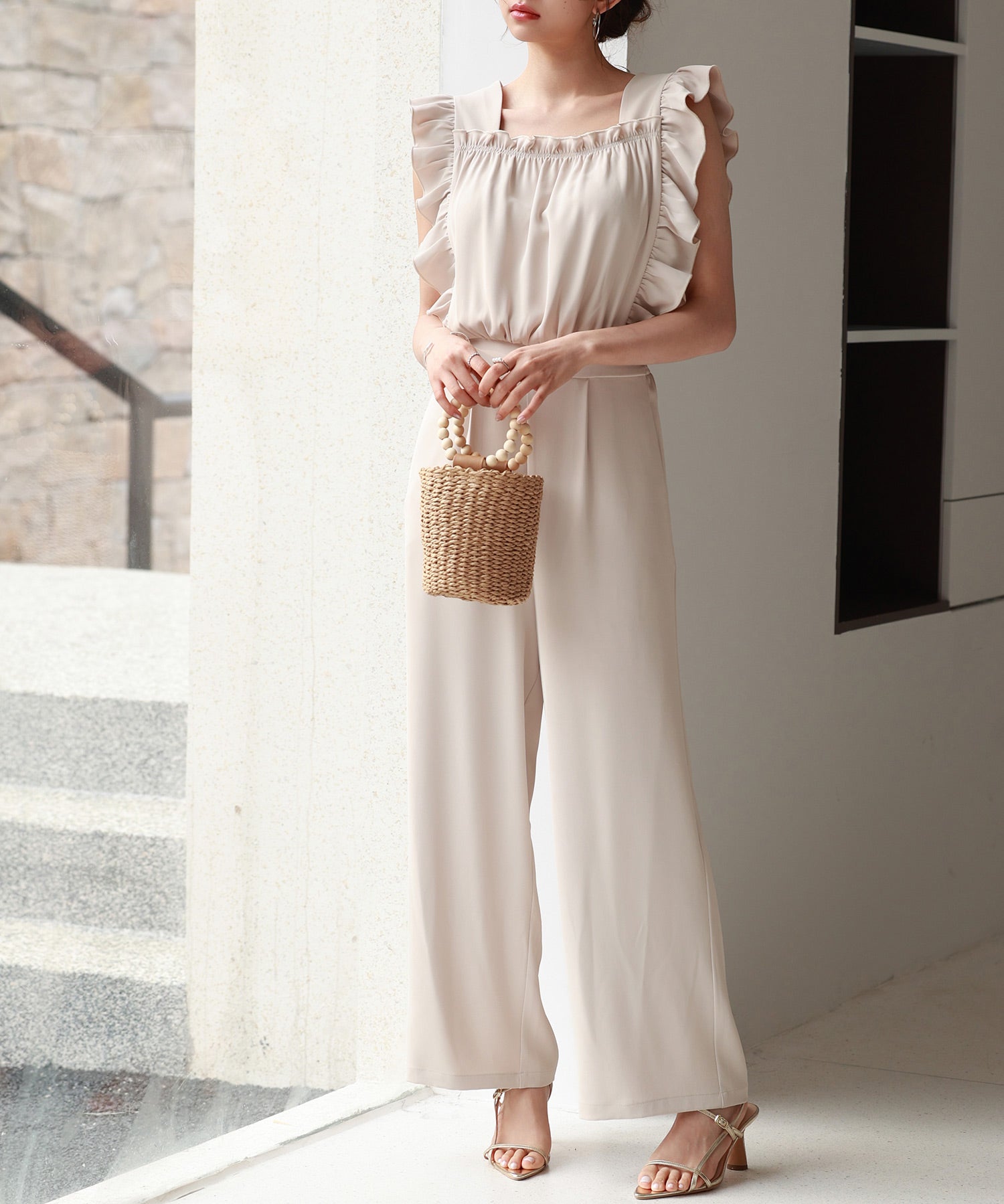 可愛さ満点フリルオールインワンsdp0295 ベージュ