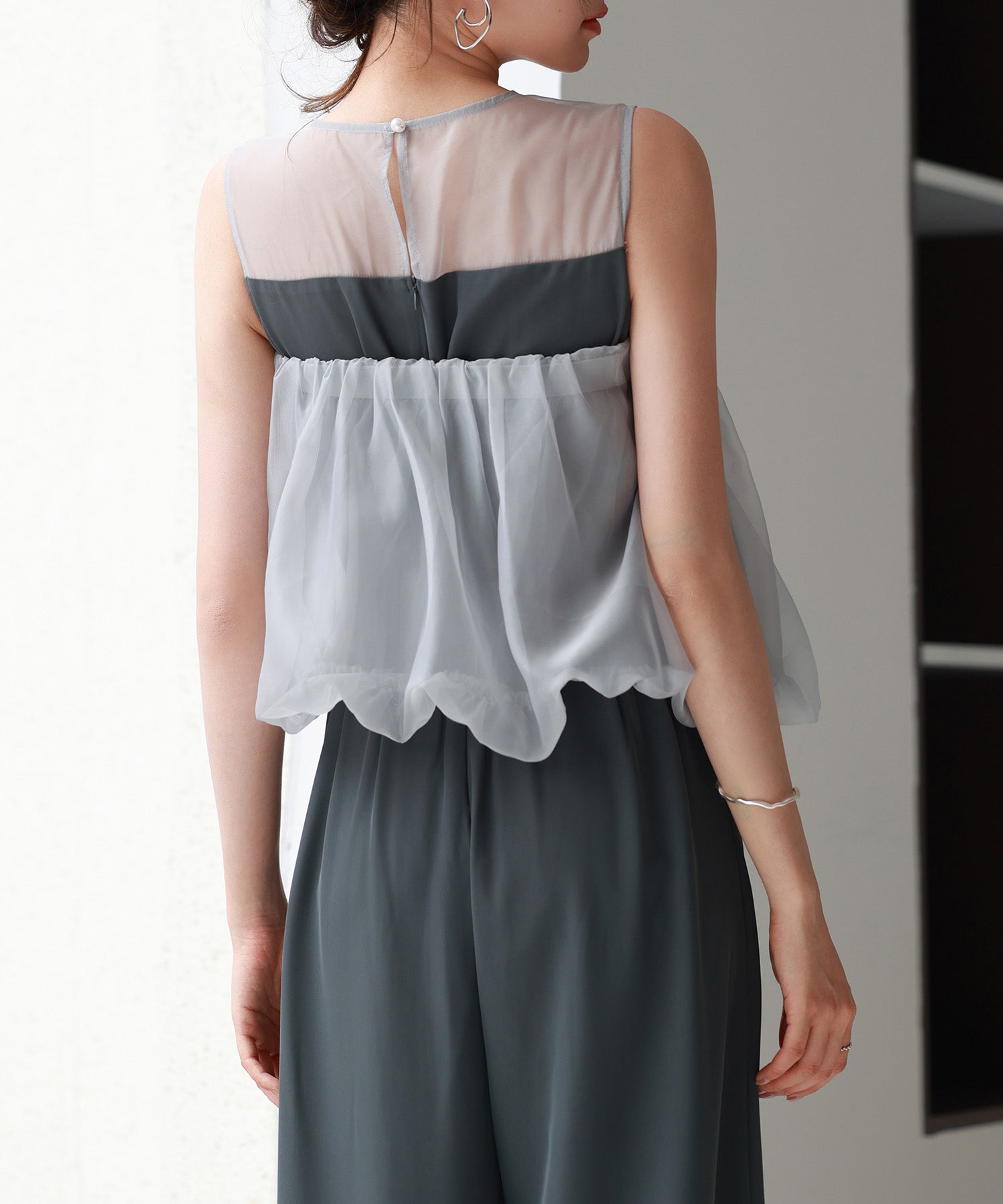 オーガンジートップスとオールインワンの2点セットsdp0300 チャコール