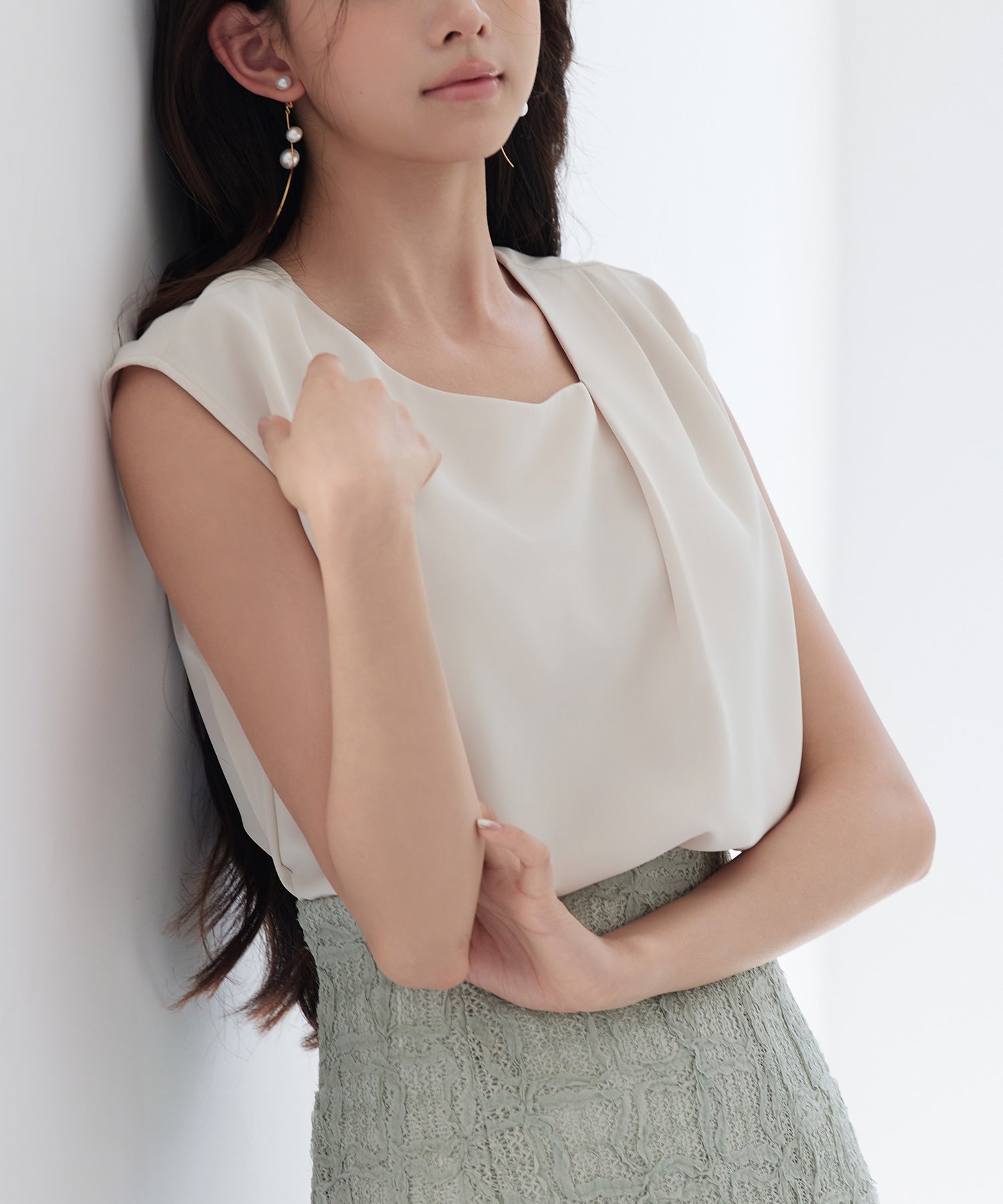 アシンメトリフレンチスリーブブラウスsdp0301 ベージュ