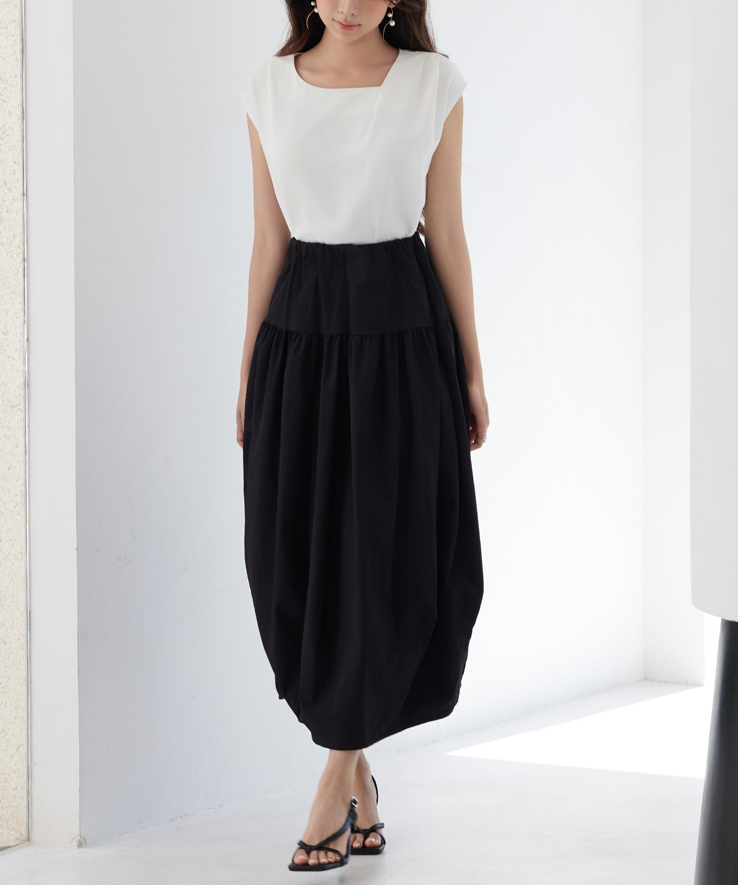 アシンメトリフレンチスリーブブラウスsdp0301 ホワイト