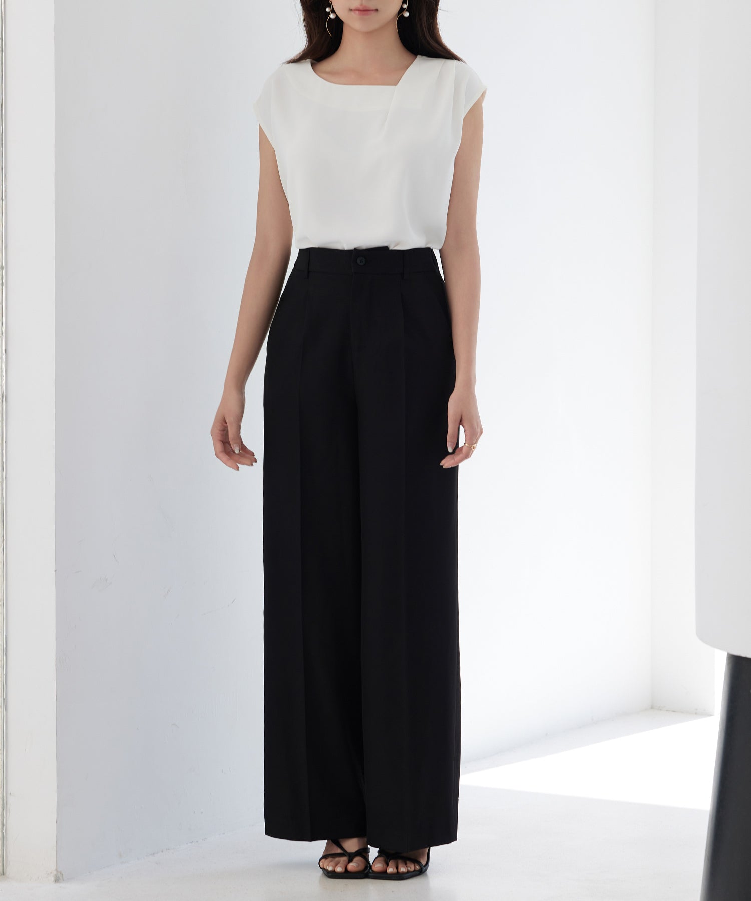 アシンメトリフレンチスリーブブラウスsdp0301 ホワイト