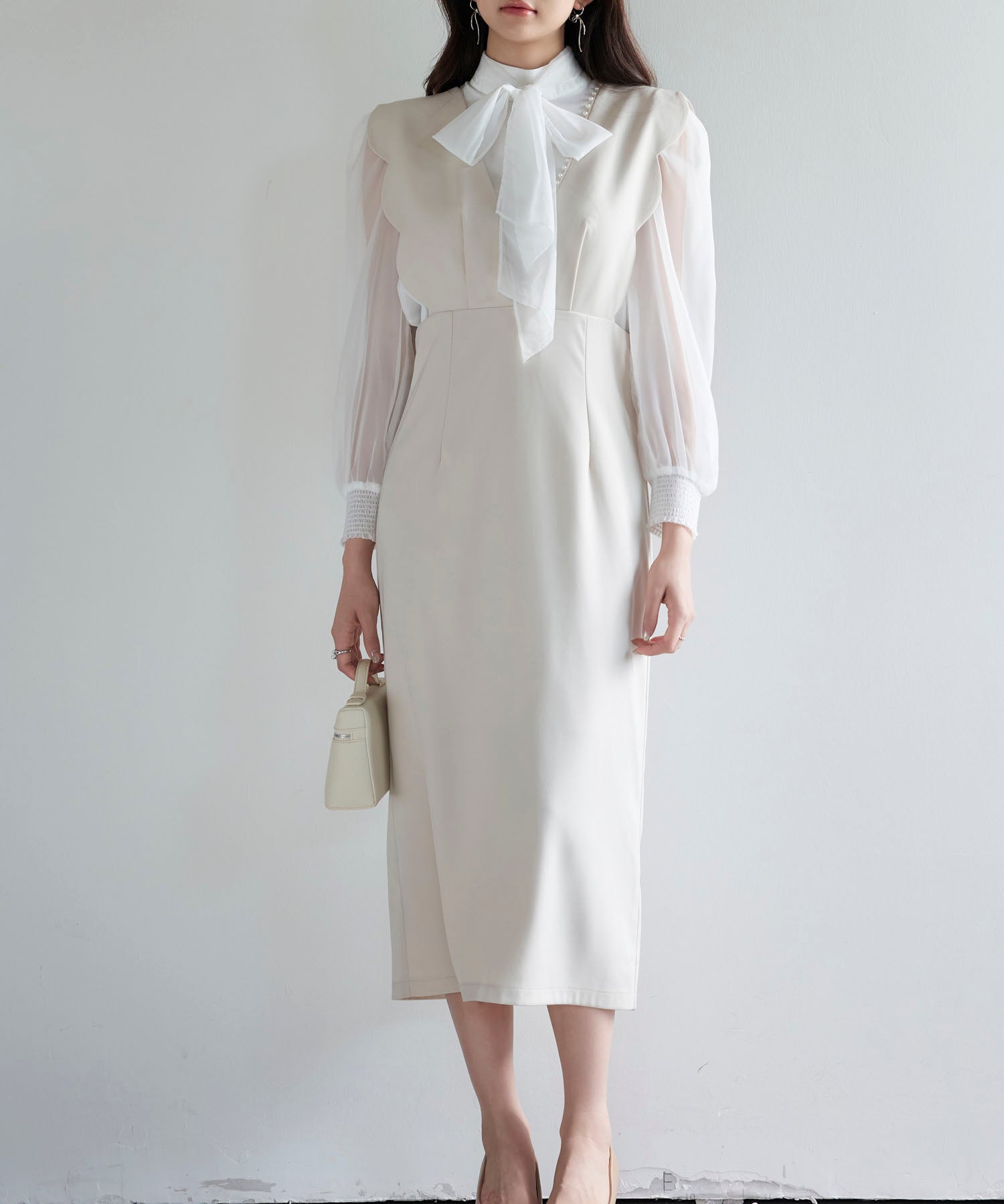 パール付きスカラップジャンパースカートsdp0306 ベージュ