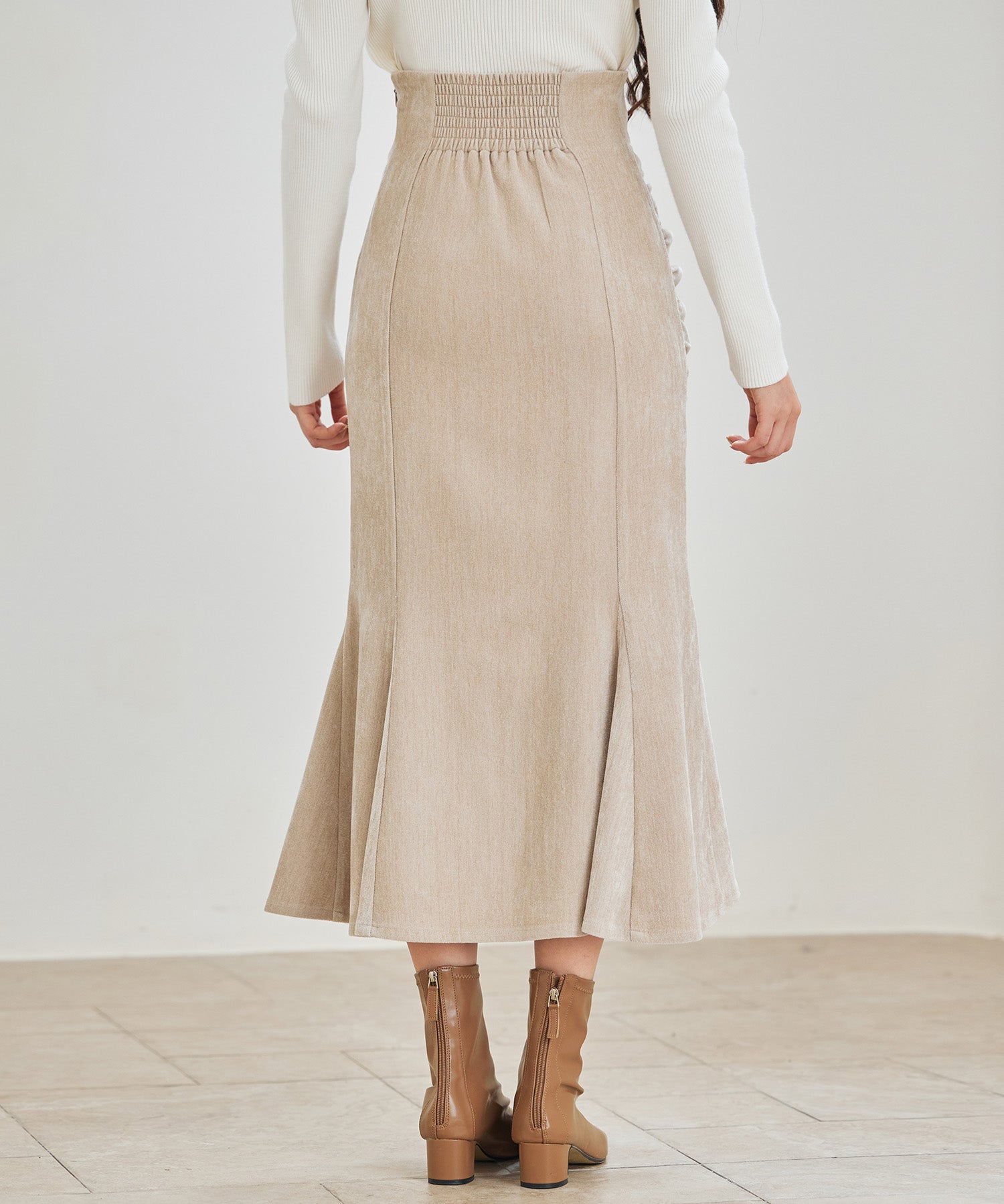 シャーリングハイウエストマーメイドスカート
sdp0321 ベージュ
