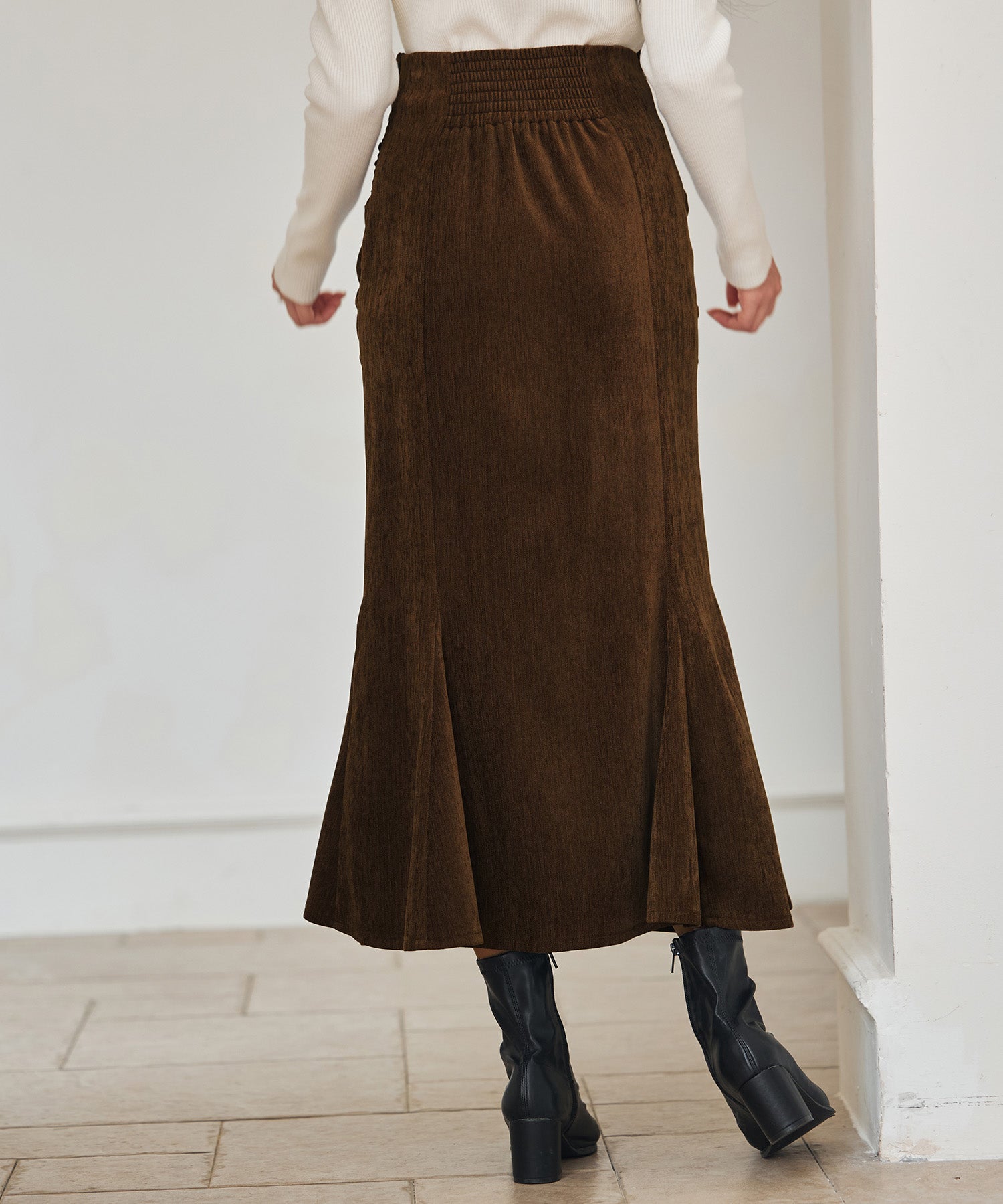 シャーリングハイウエストマーメイドスカート
sdp0321 ブラウン