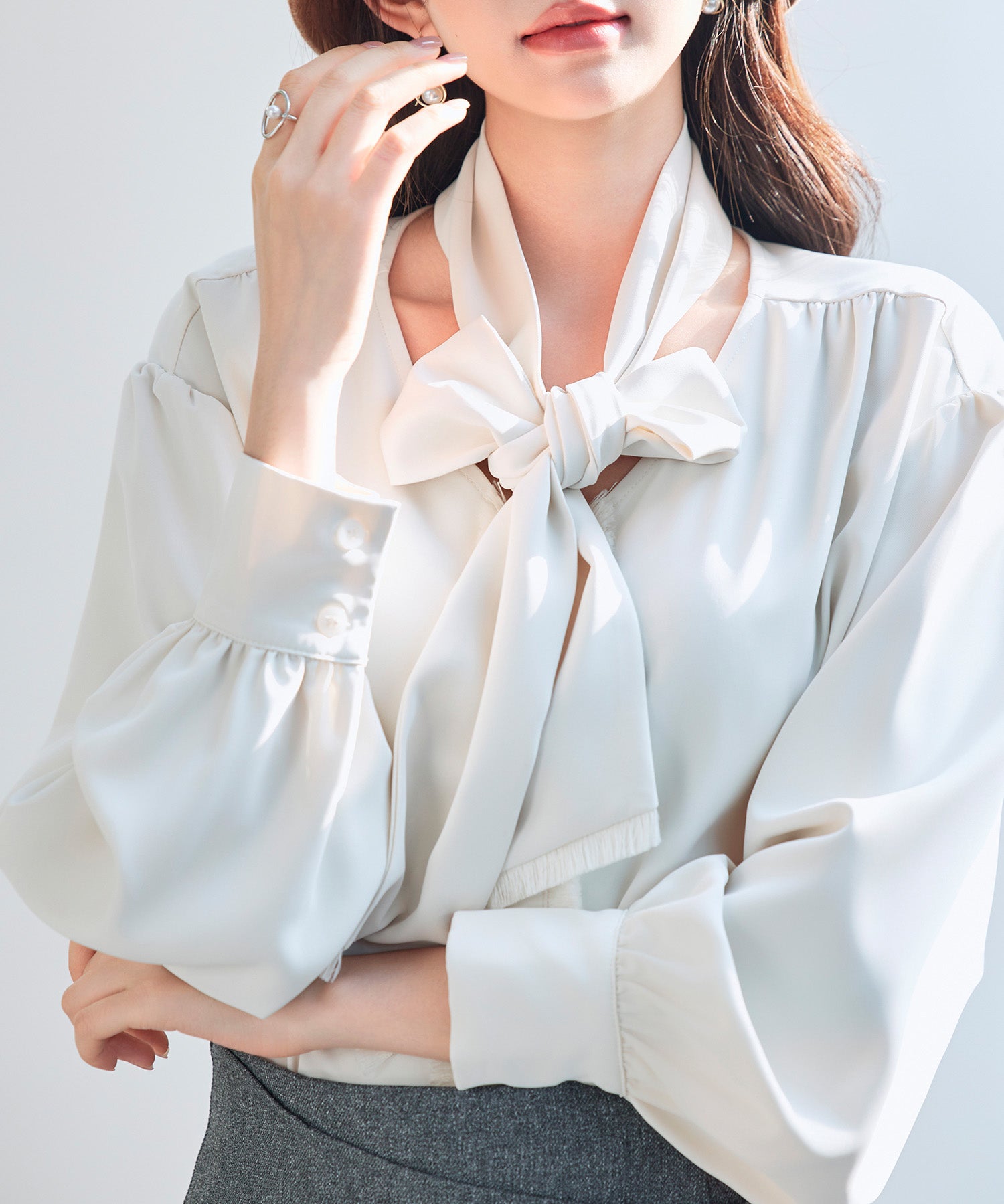 取り外し可能なボウタイリボンフリンジブラウスsdp0334 アイボリー