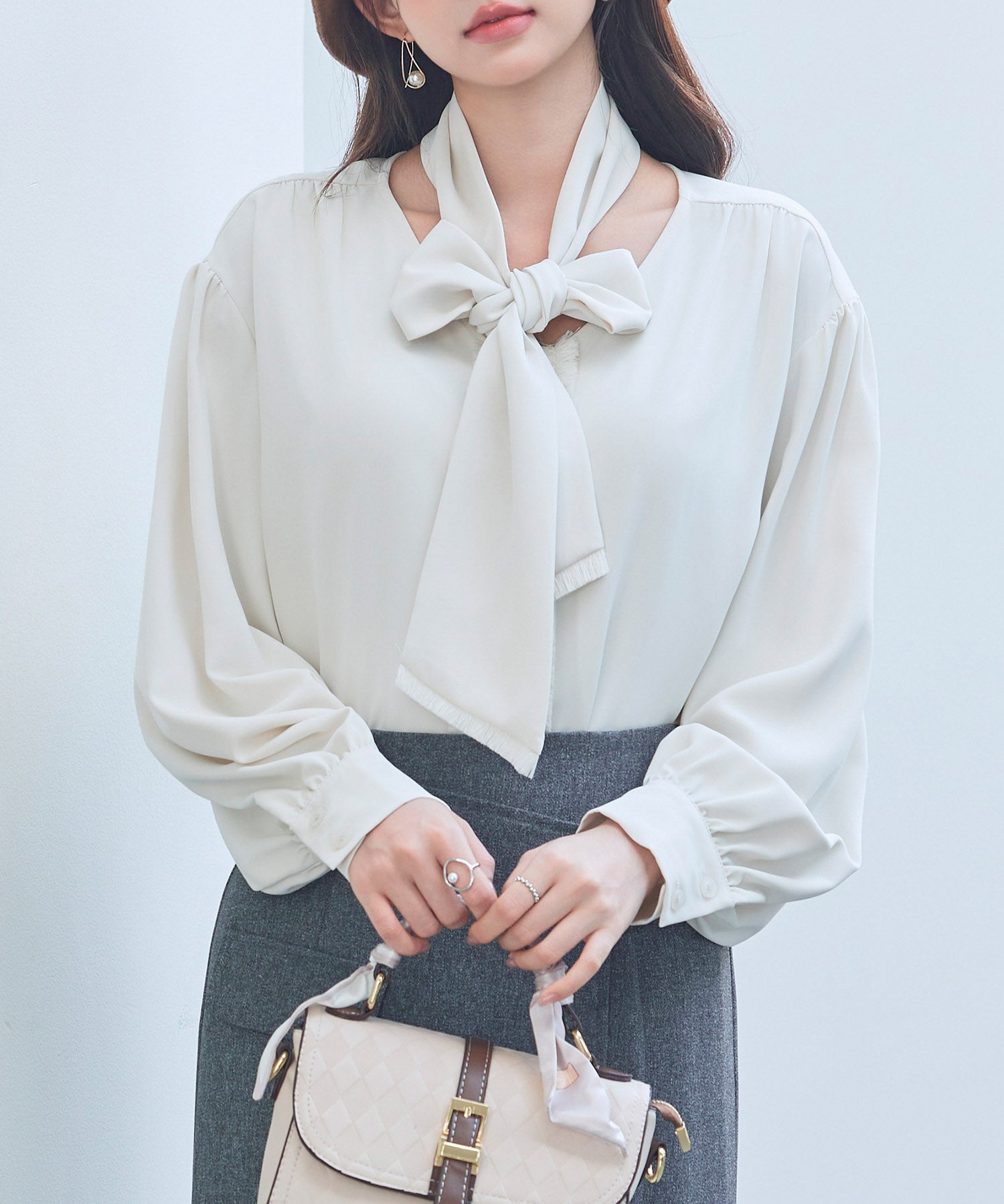 取り外し可能なボウタイリボンフリンジブラウスsdp0334 アイボリー