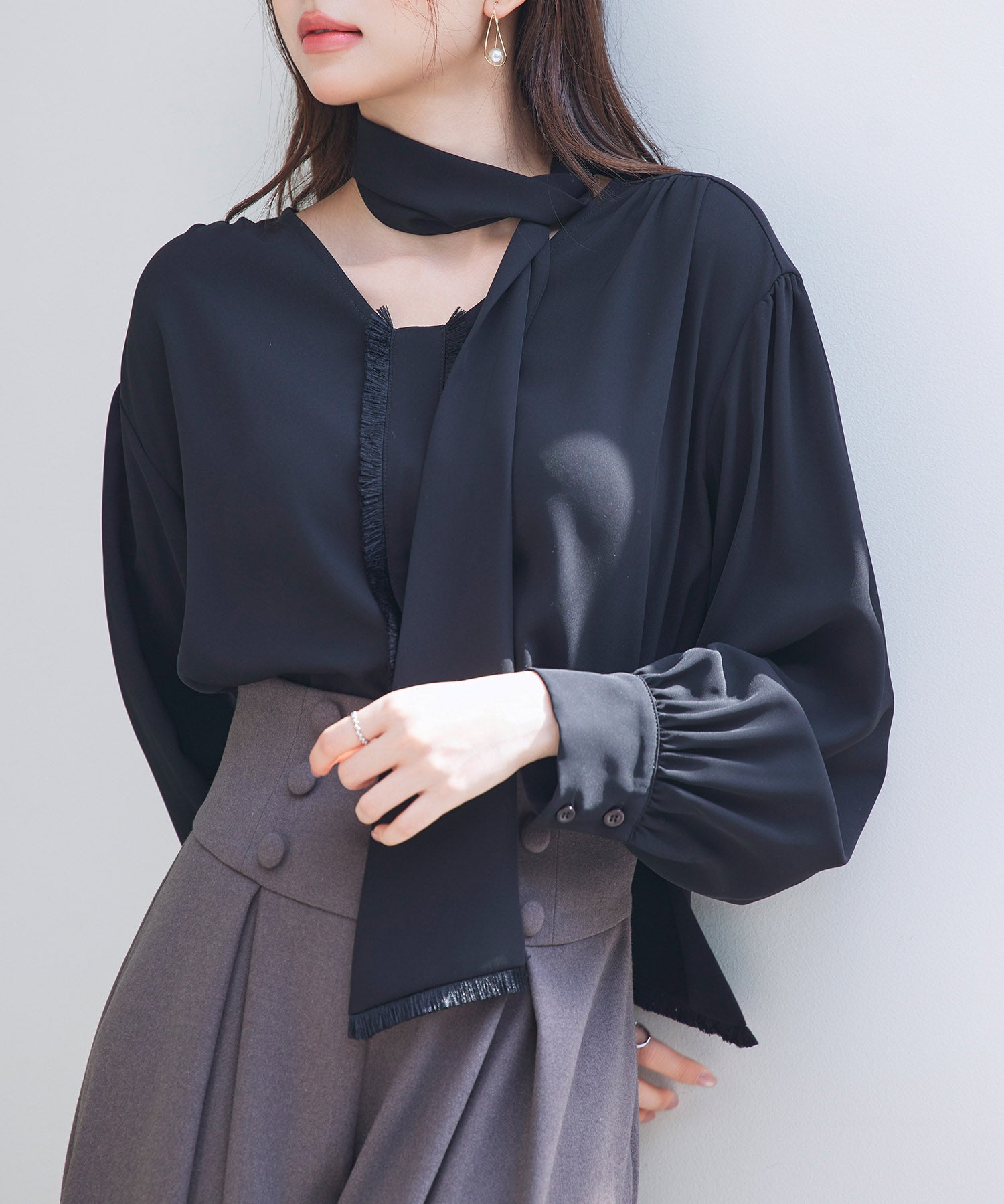 取り外し可能なボウタイリボンフリンジブラウスsdp0334 ブラック