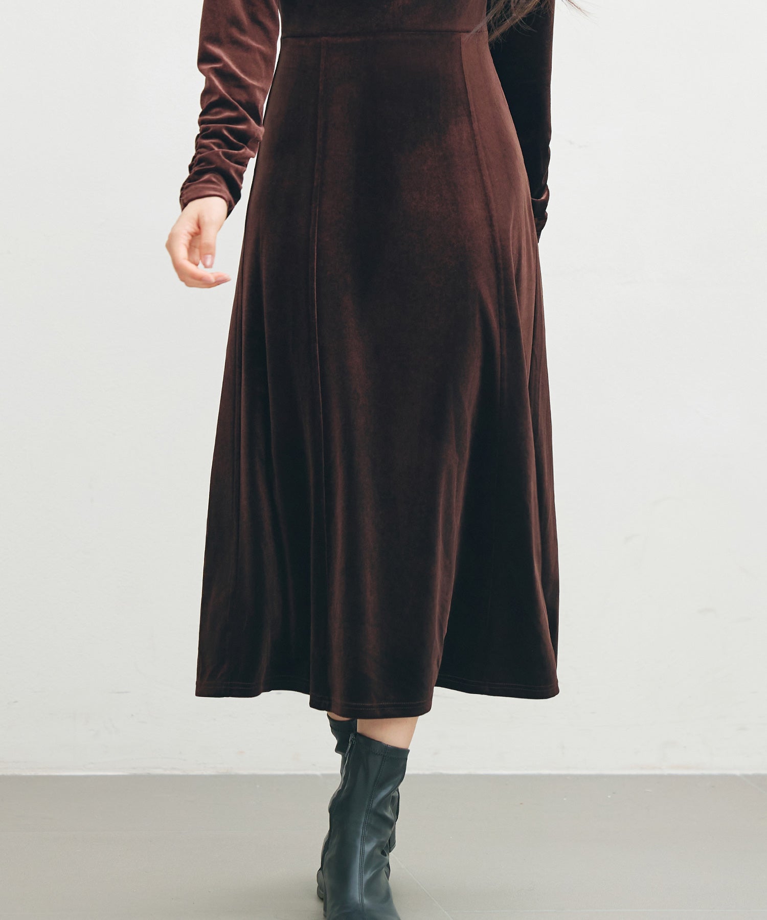 ドレープドネックのベロアワンピースsdp0337 チョコ