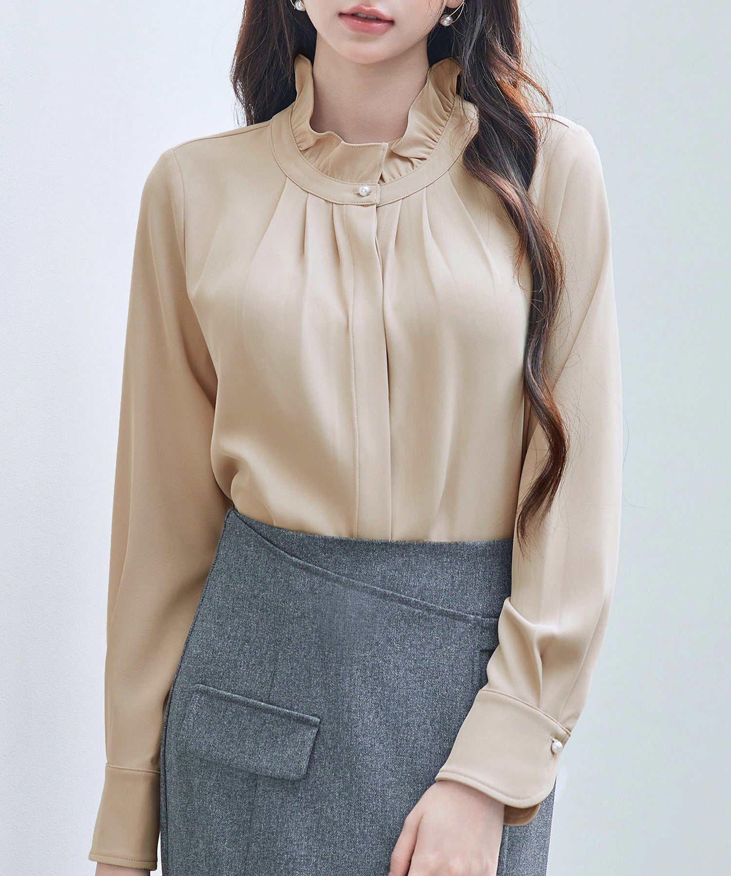 ギャザーたっぷりのフェミニンなバルカンブラウスsdp0338-102-14