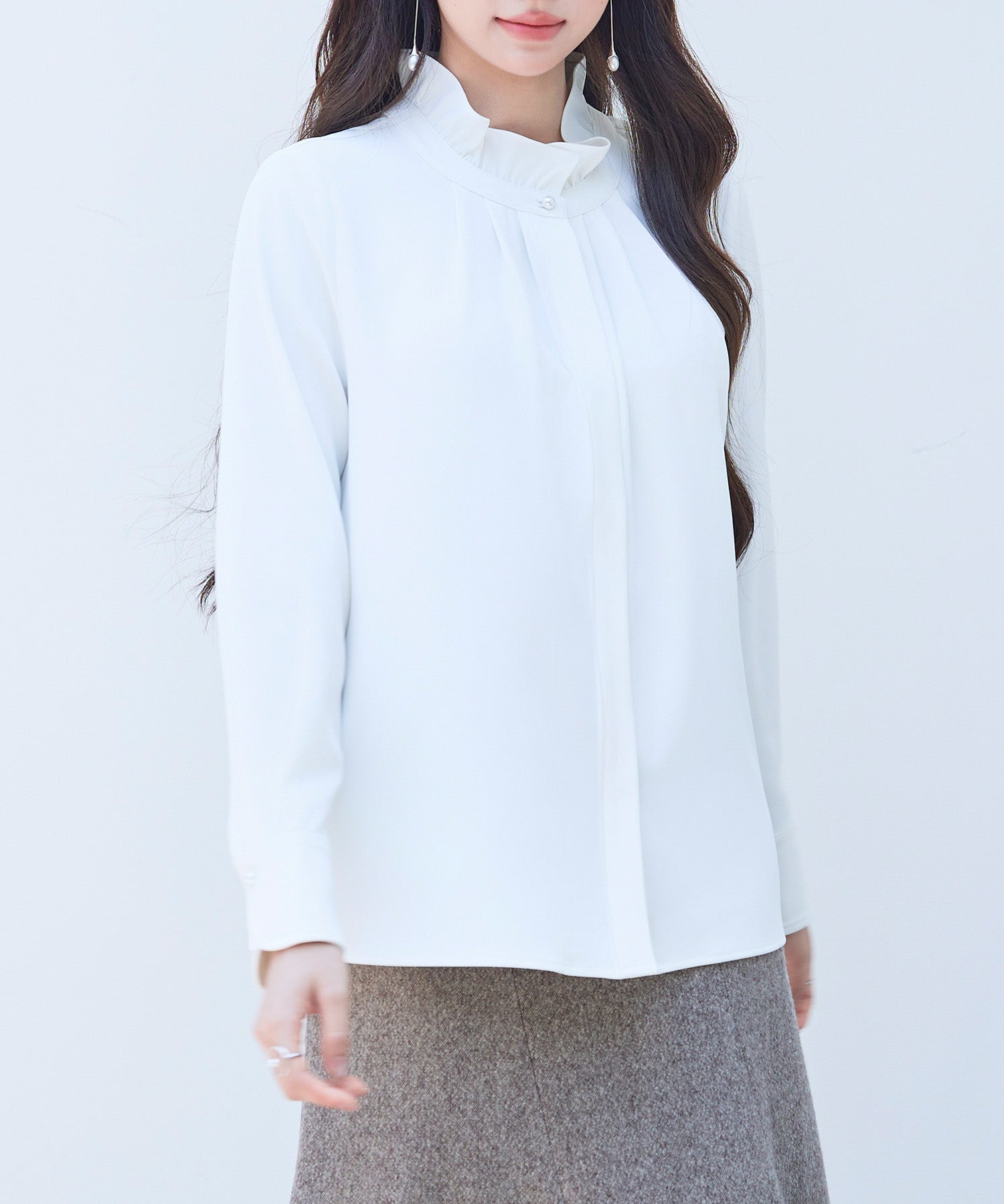 ギャザーたっぷりのフェミニンなバルカンブラウスsdp0338 ホワイト