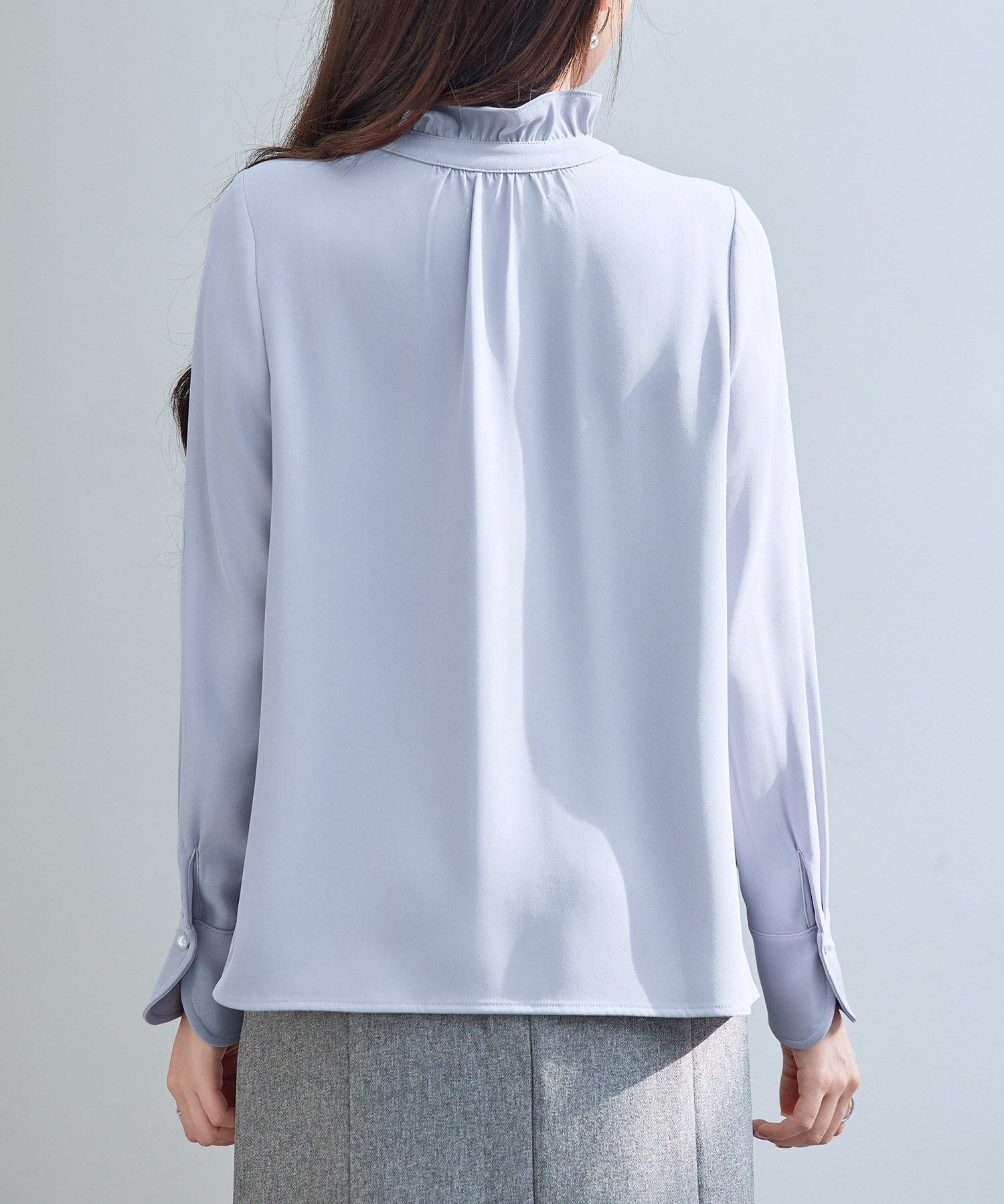 ギャザーたっぷりのフェミニンなバルカンブラウスsdp0338 ブルーグレー