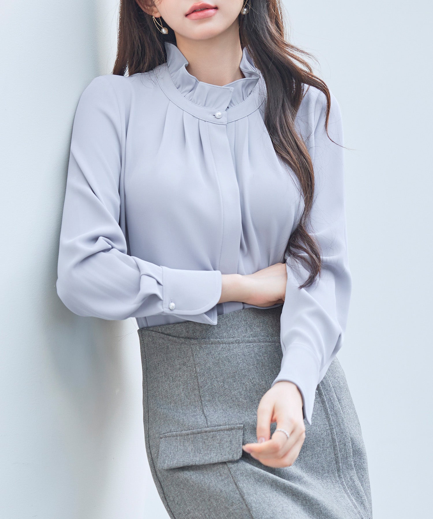 ギャザーたっぷりのフェミニンなバルカンブラウスsdp0338 ブルーグレー