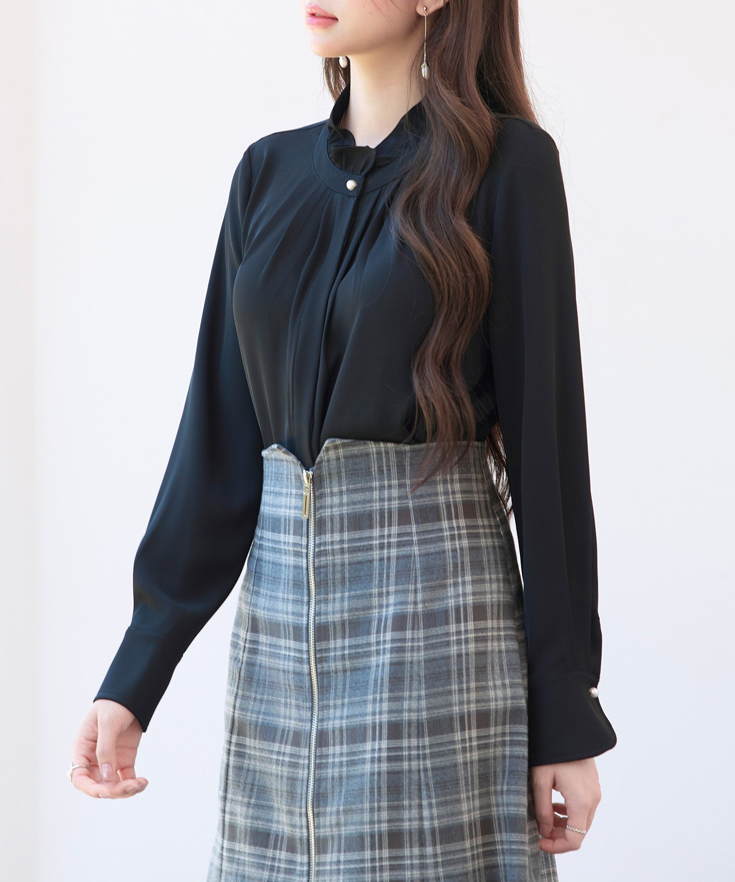 ギャザーたっぷりのフェミニンなバルカンブラウスsdp0338 ブラック