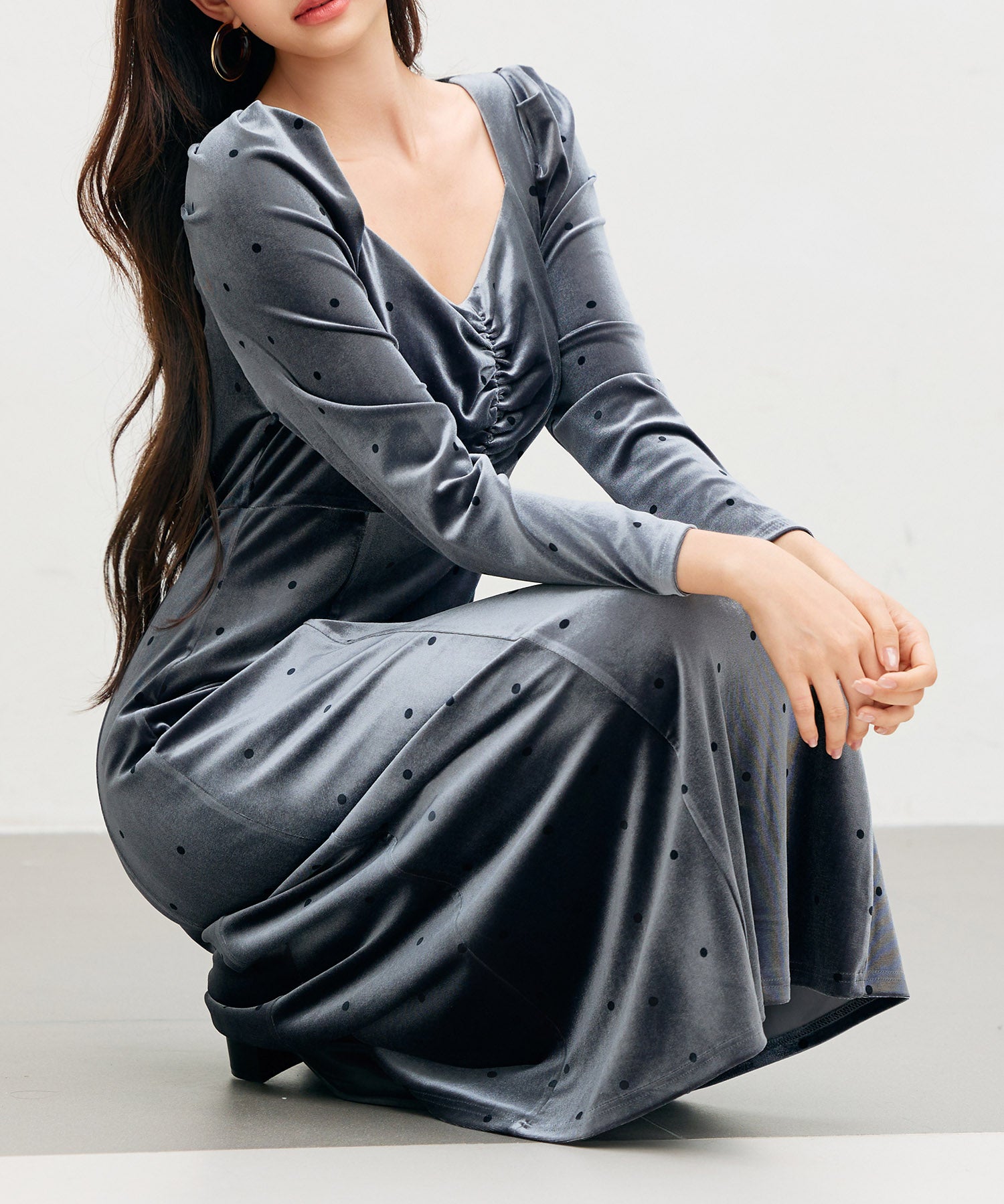 ドットプリントベロアロングワンピースsdp0340 チャコール